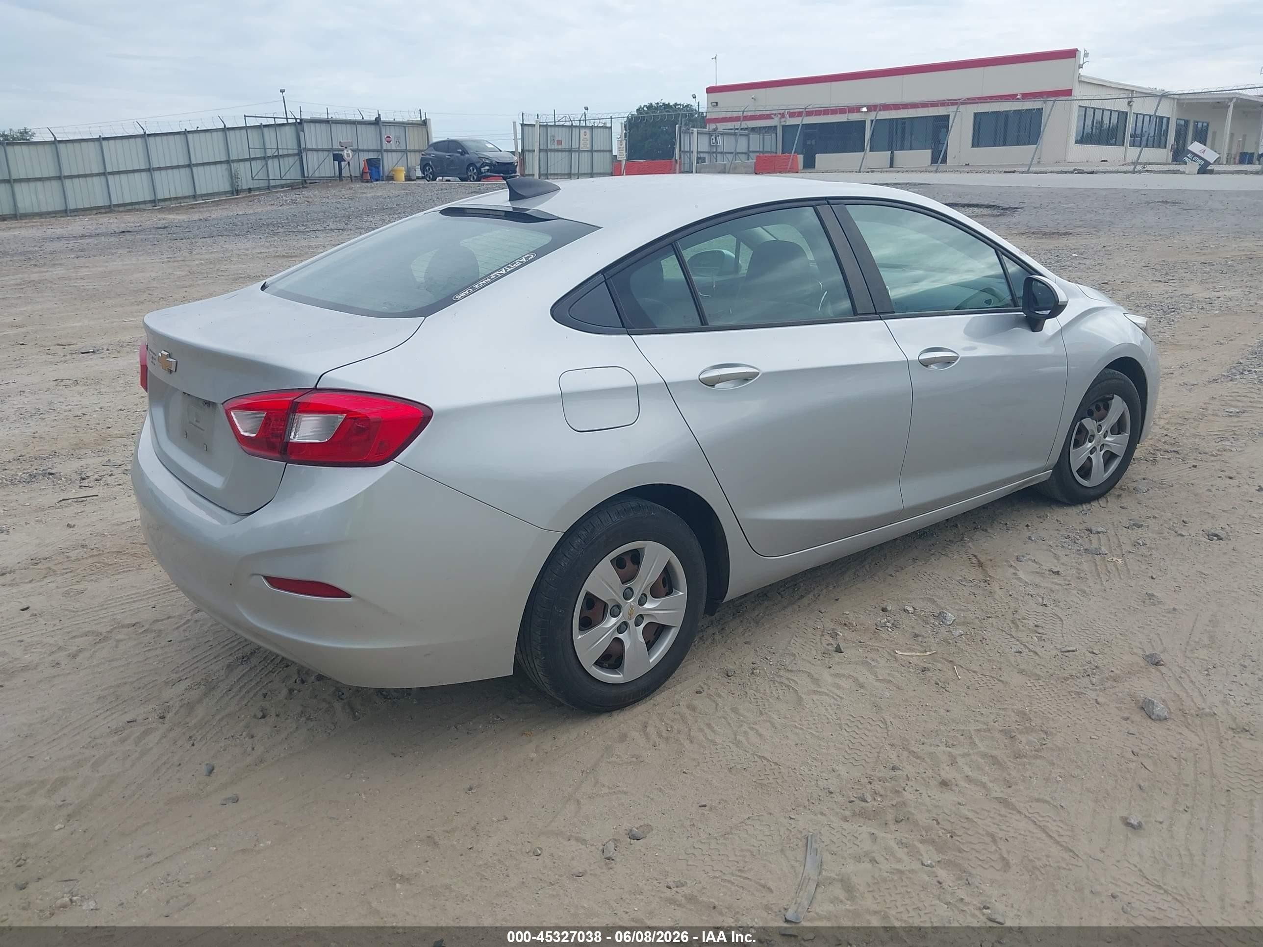 2018 Chevrolet Cruze Ls Auto Silver vin: 1G1BC5SMXJ7244091