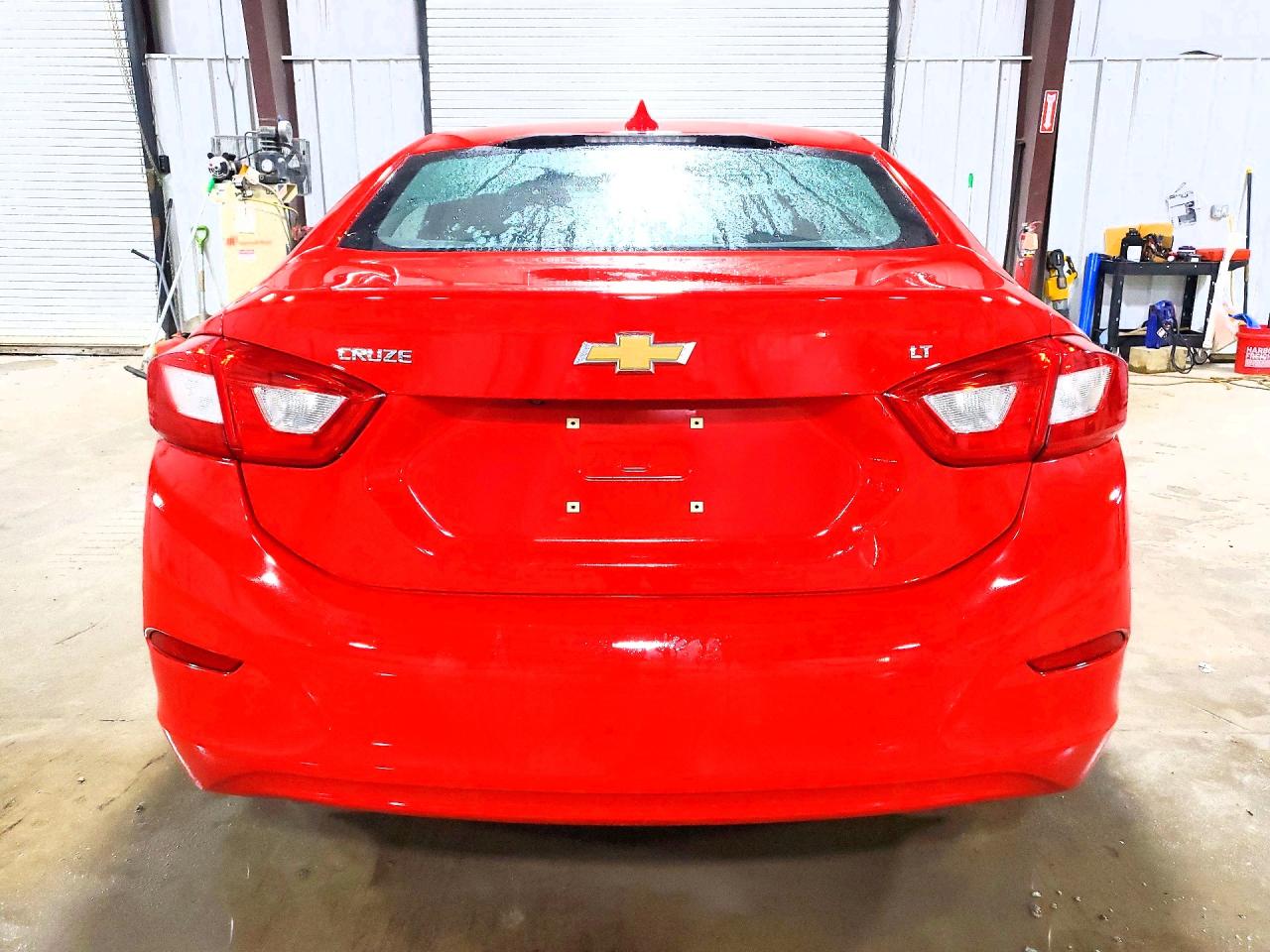 2017 Chevrolet Cruze Lt Red vin: 1G1BE5SM0H7254861