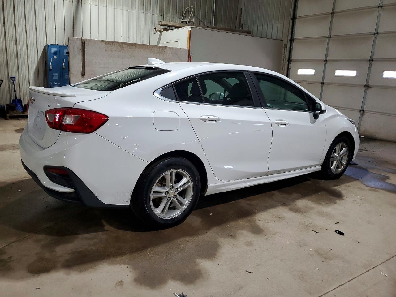 2017 Chevrolet Cruze Lt White vin: 1G1BE5SM2H7268647