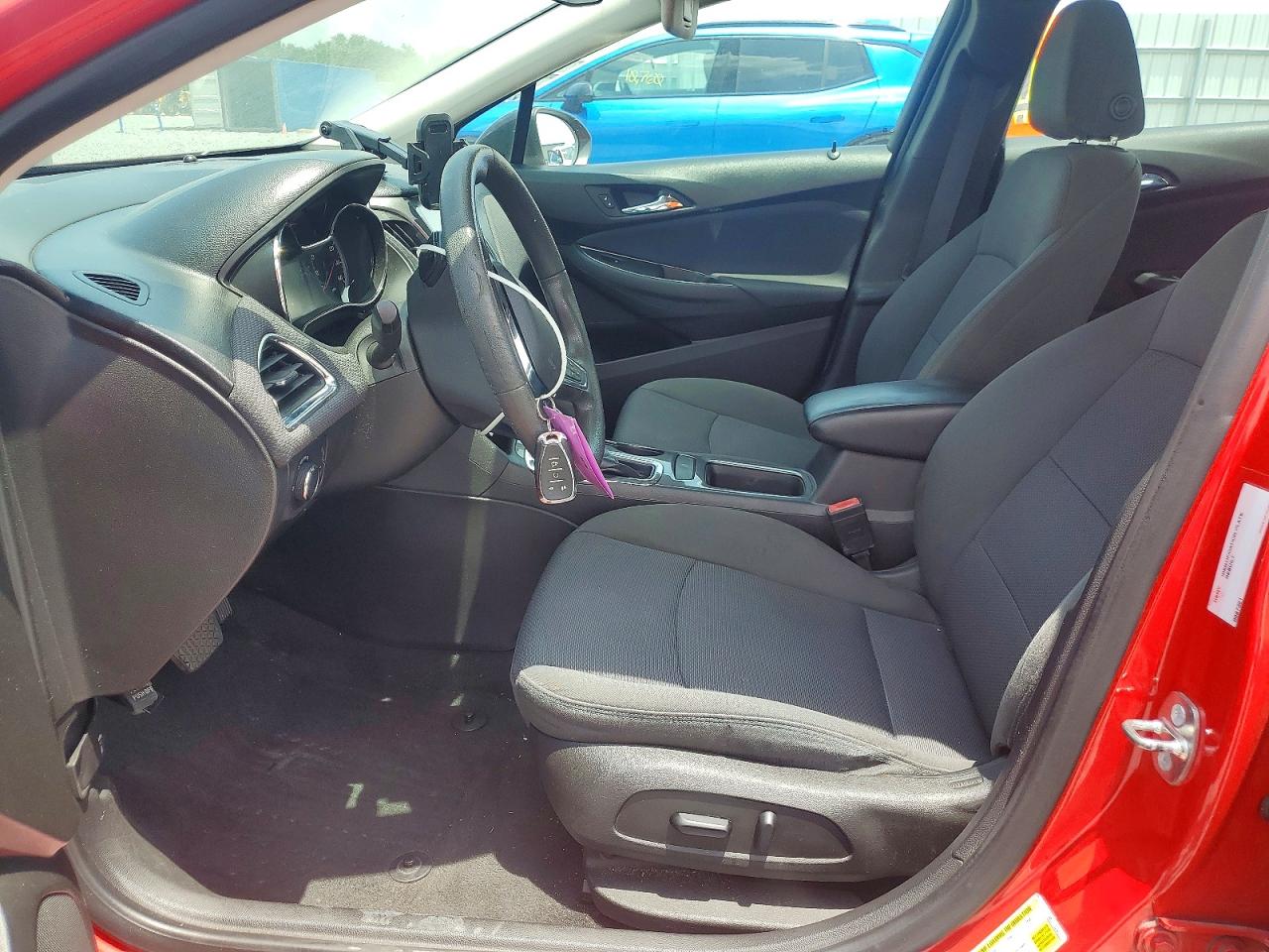 2018 Chevrolet Cruze Lt Красный vin: 1G1BE5SM2J7163452