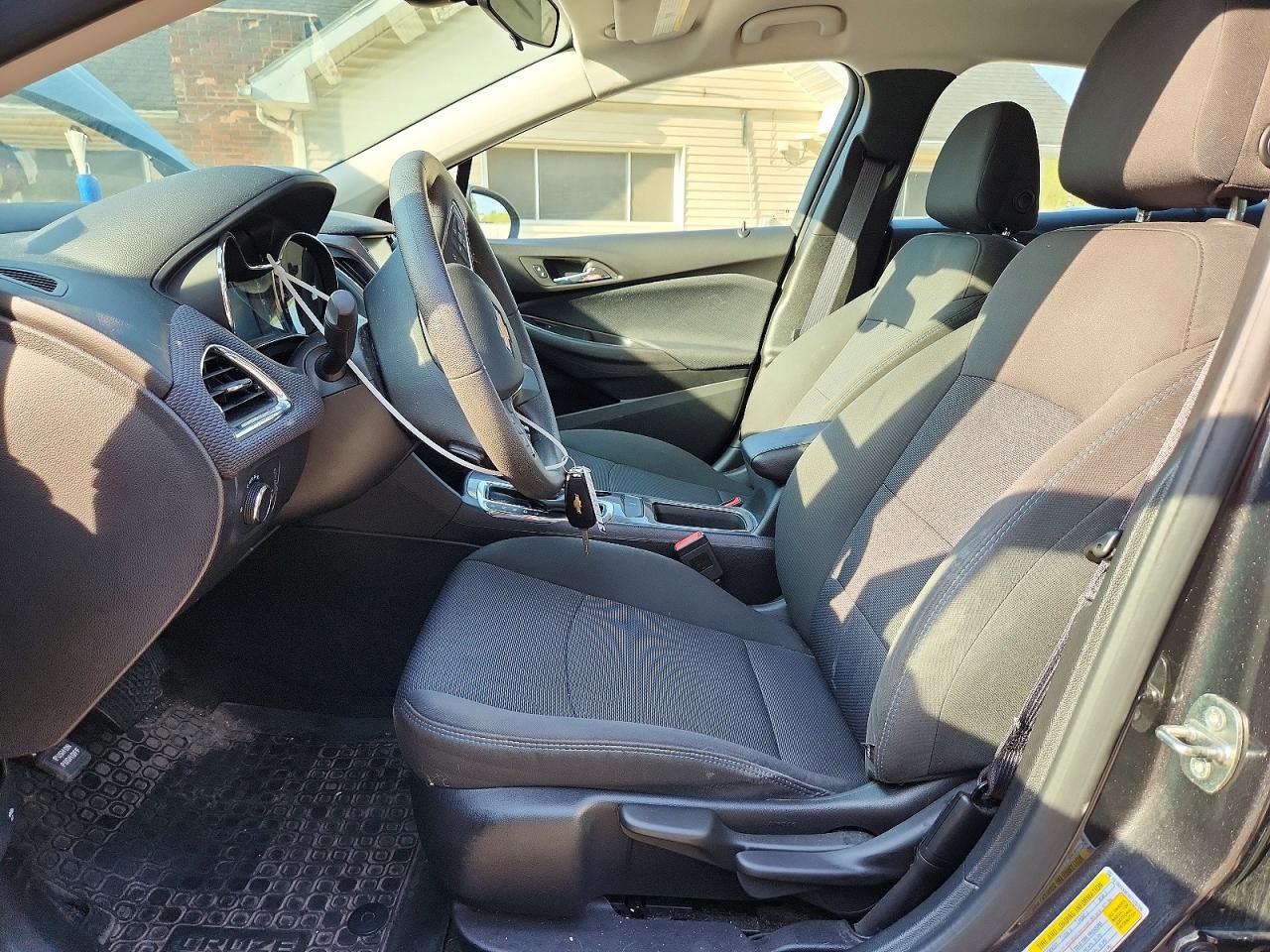 2017 Chevrolet Cruze Lt Charcoal vin: 1G1BE5SM7H7125726