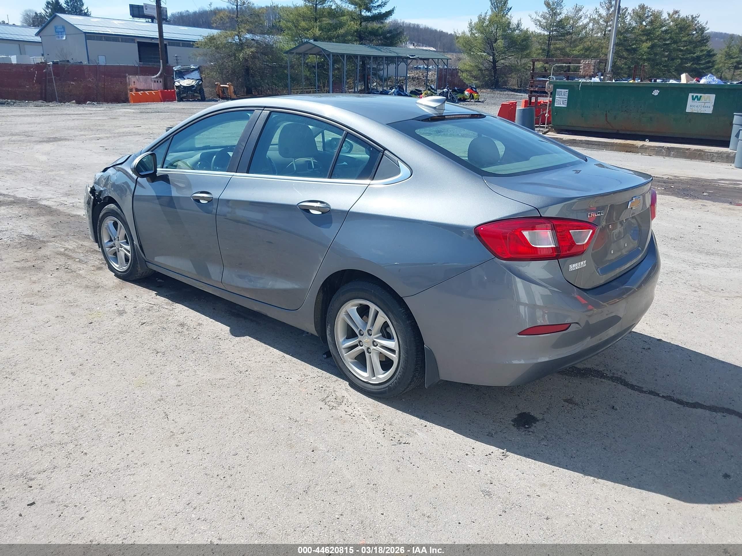 2018 Chevrolet Cruze Lt Auto Серый vin: 1G1BE5SM8J7162841