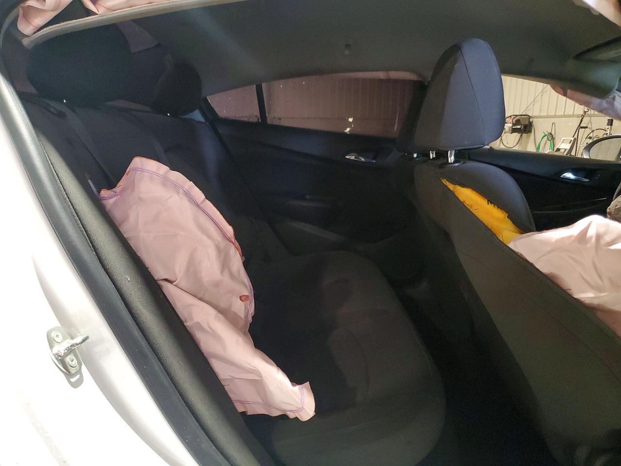 2019 Chevrolet Cruze Lt White vin: 1G1BE5SM8K7119876