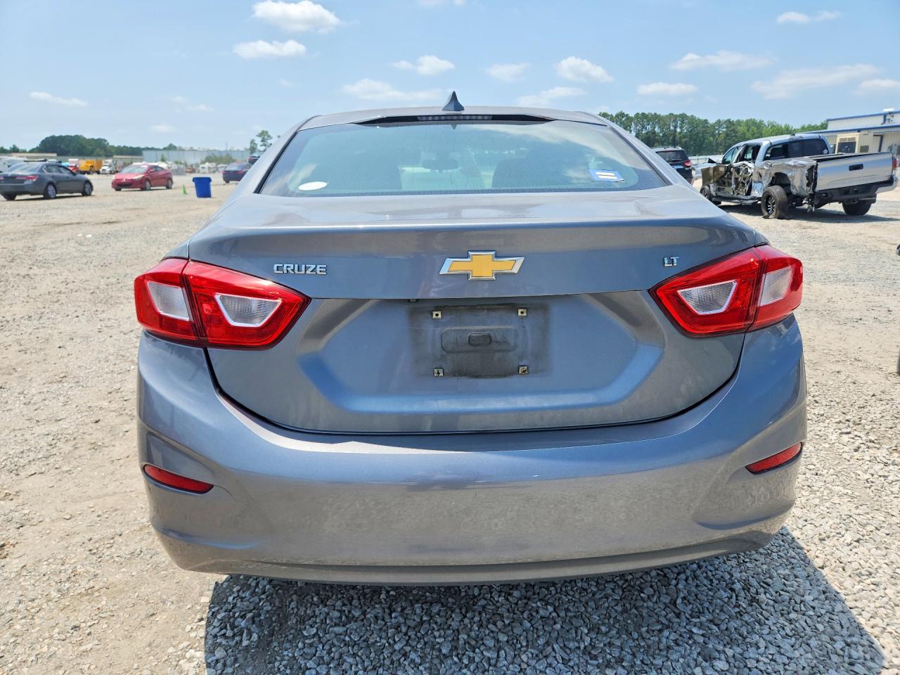 2018 Chevrolet Cruze Lt Серый vin: 1G1BE5SMXJ7223431