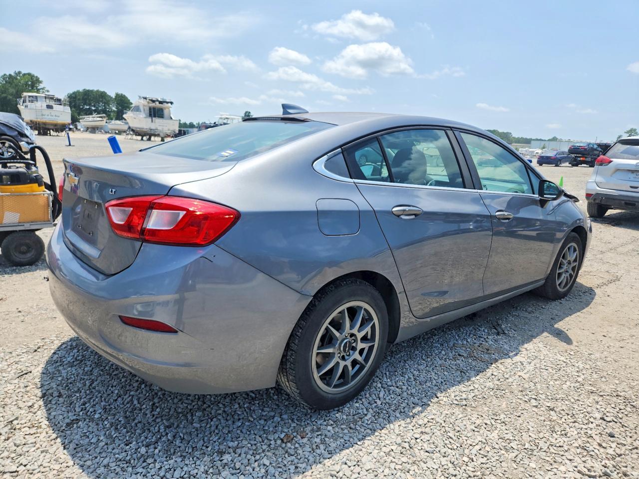 2018 Chevrolet Cruze Lt Серый vin: 1G1BE5SMXJ7223431