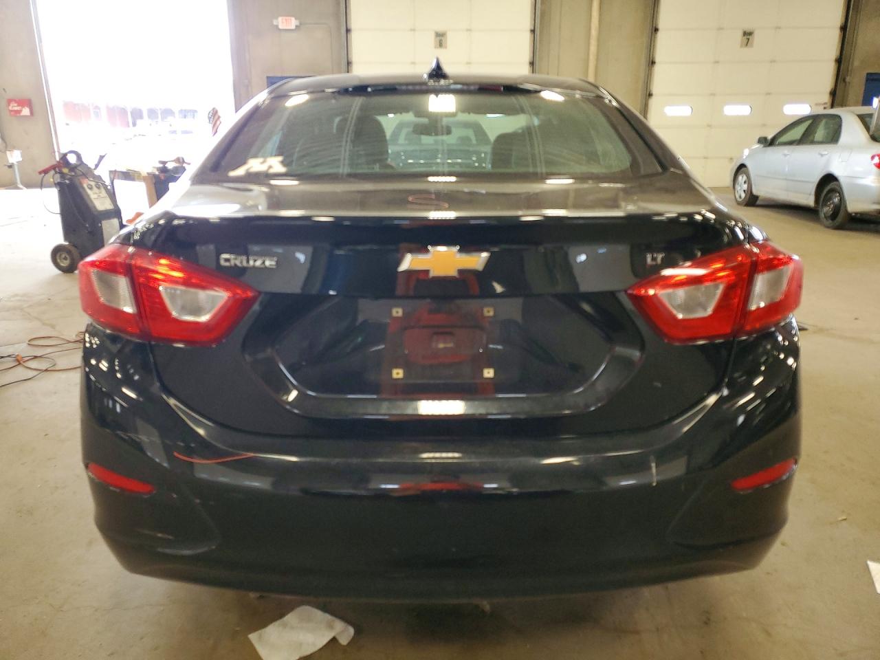 2019 Chevrolet Cruze Lt Черный vin: 1G1BE5SMXK7145296