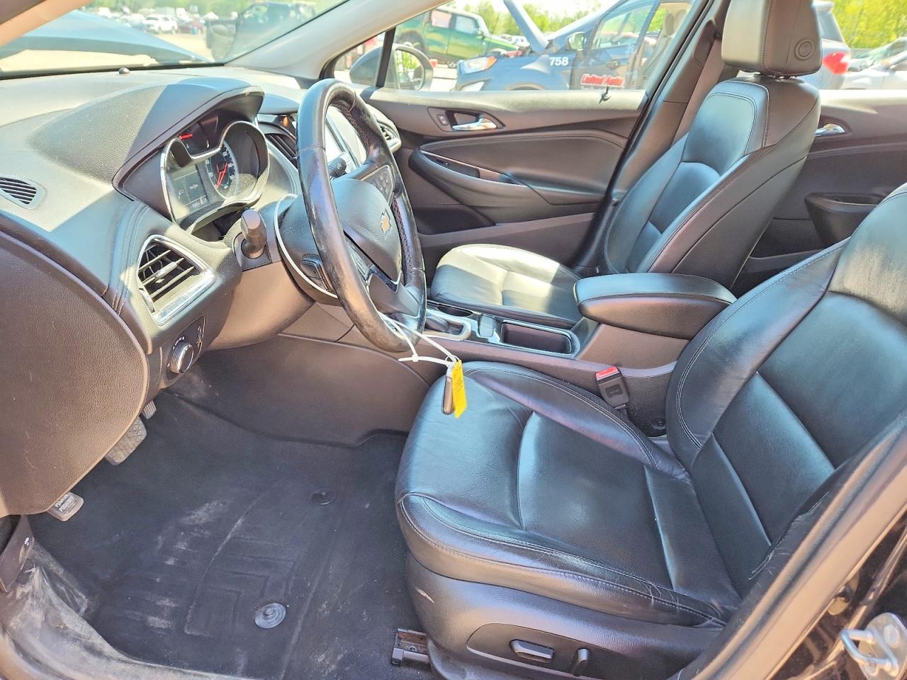 2017 Chevrolet Cruze Premier Black vin: 1G1BF5SM2H7111522