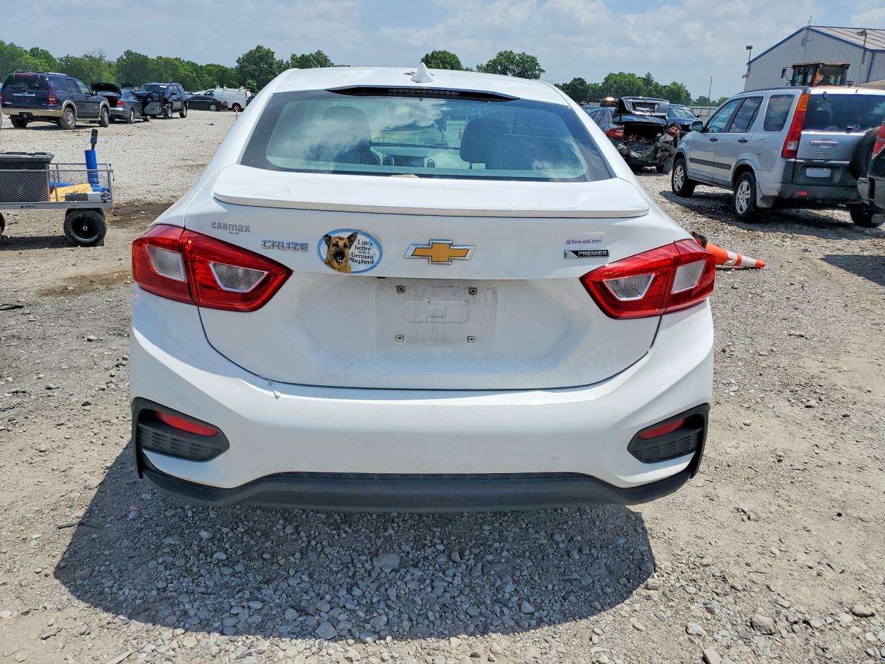 2017 Chevrolet Cruze Premier White vin: 1G1BF5SM8H7157405