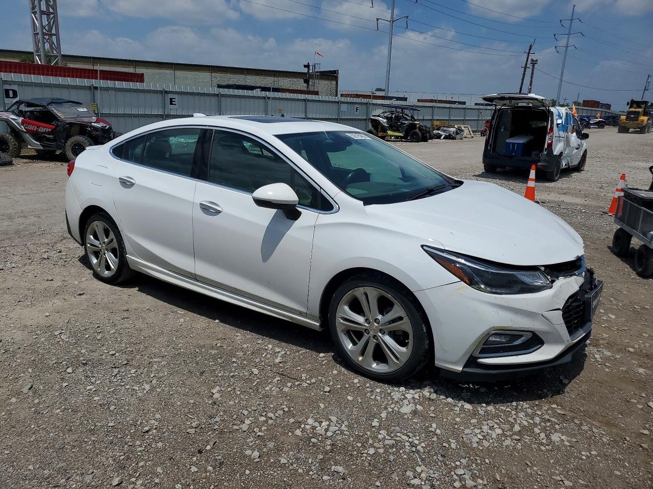 2017 Chevrolet Cruze Premier White vin: 1G1BF5SM8H7157405