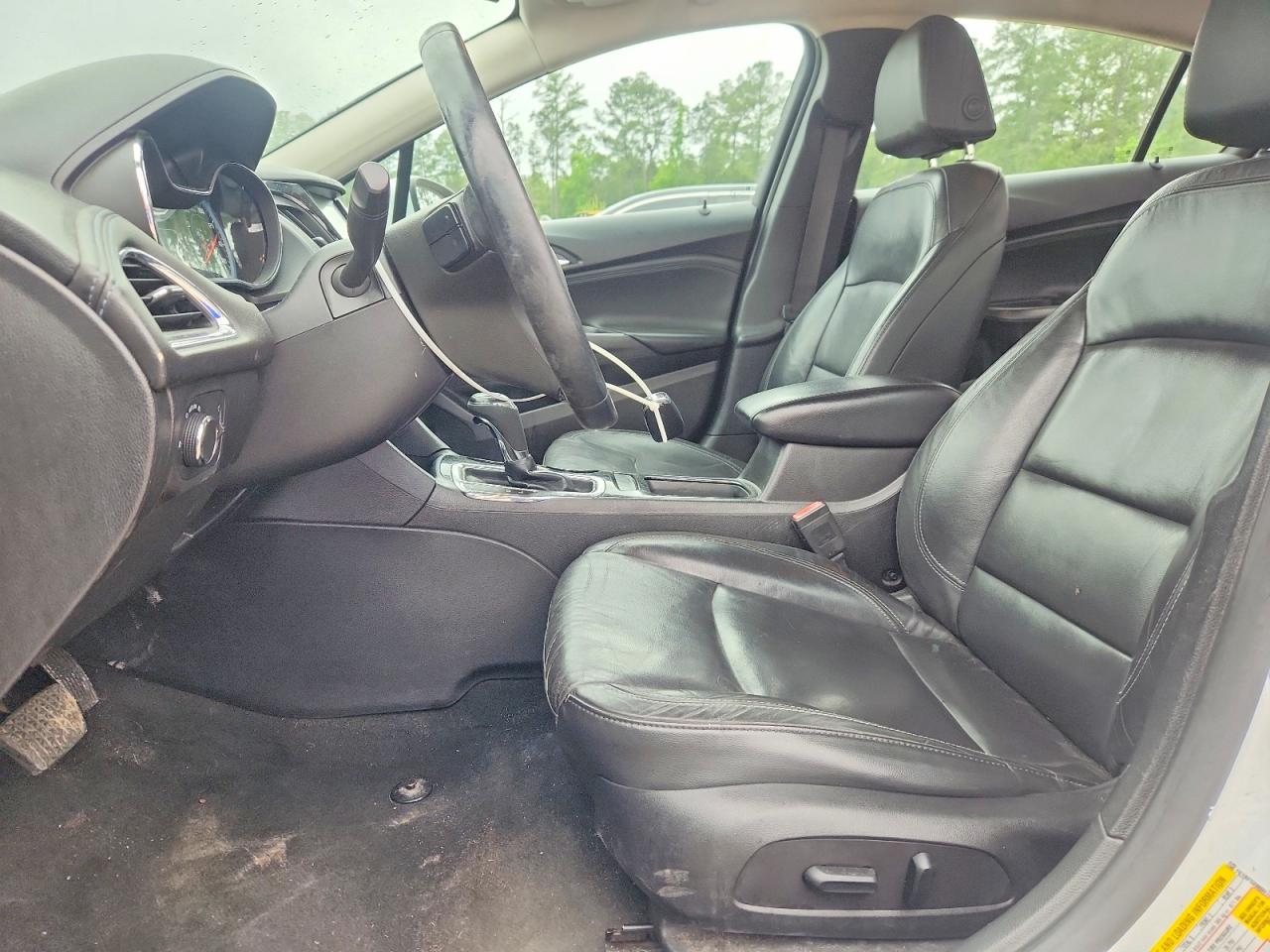 2017 Chevrolet Cruze Premier White vin: 1G1BF5SM8H7246973
