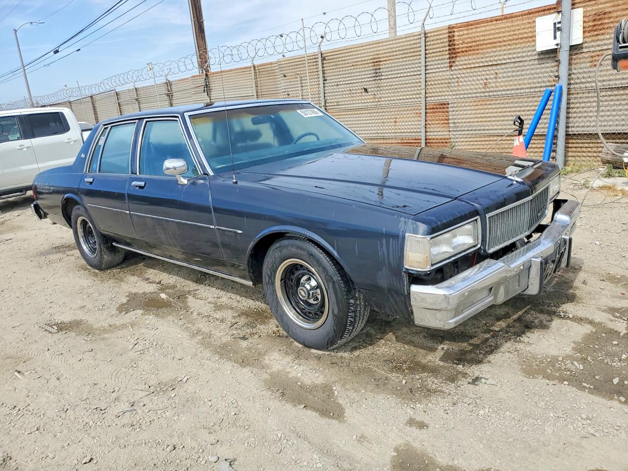1989 Chevrolet Caprice Угольный vin: 1G1BL5177KR232207