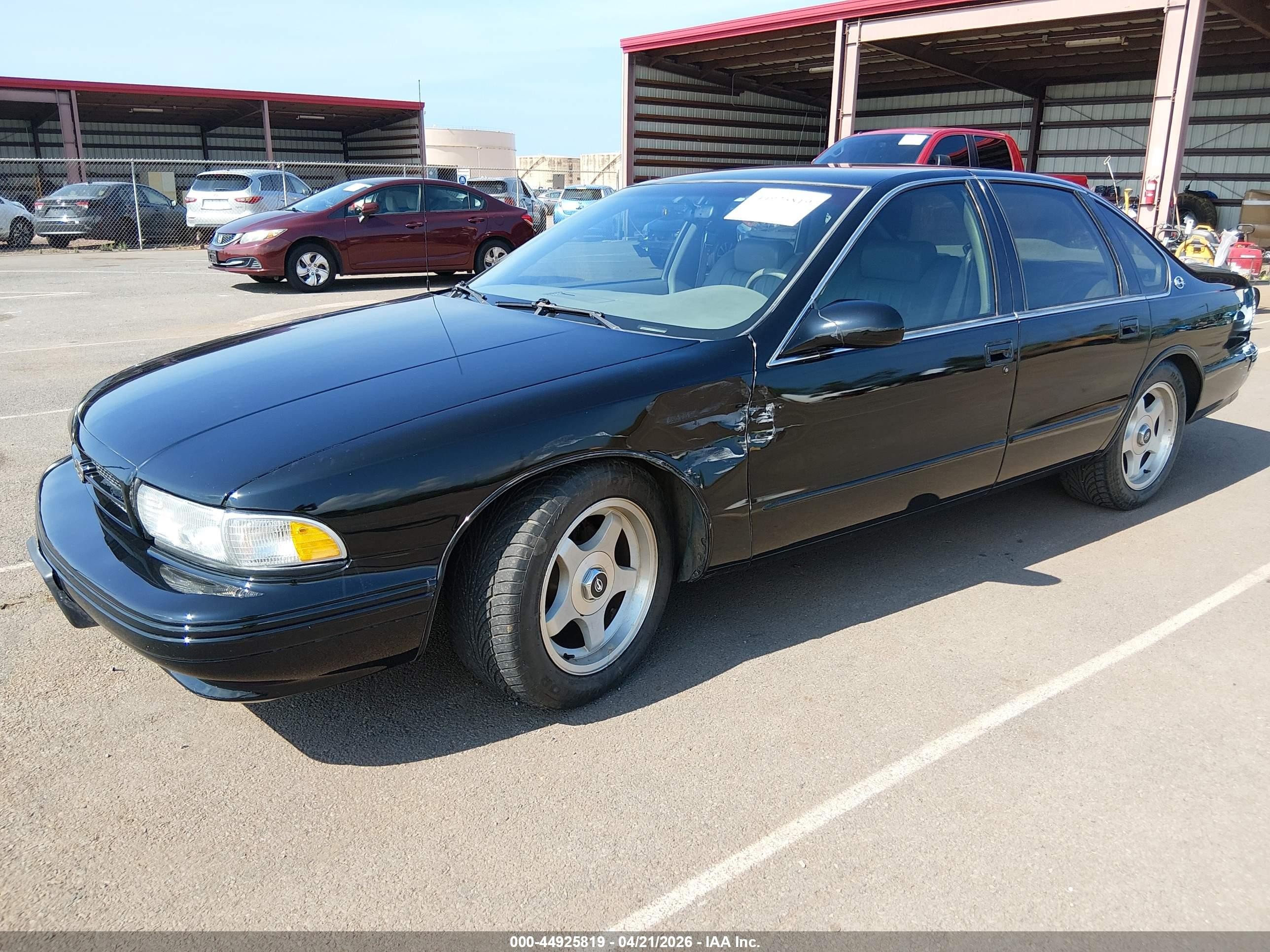 1995 Chevrolet Caprice / Impala Classic Ss Black vin: 1G1BL52P0SR147644