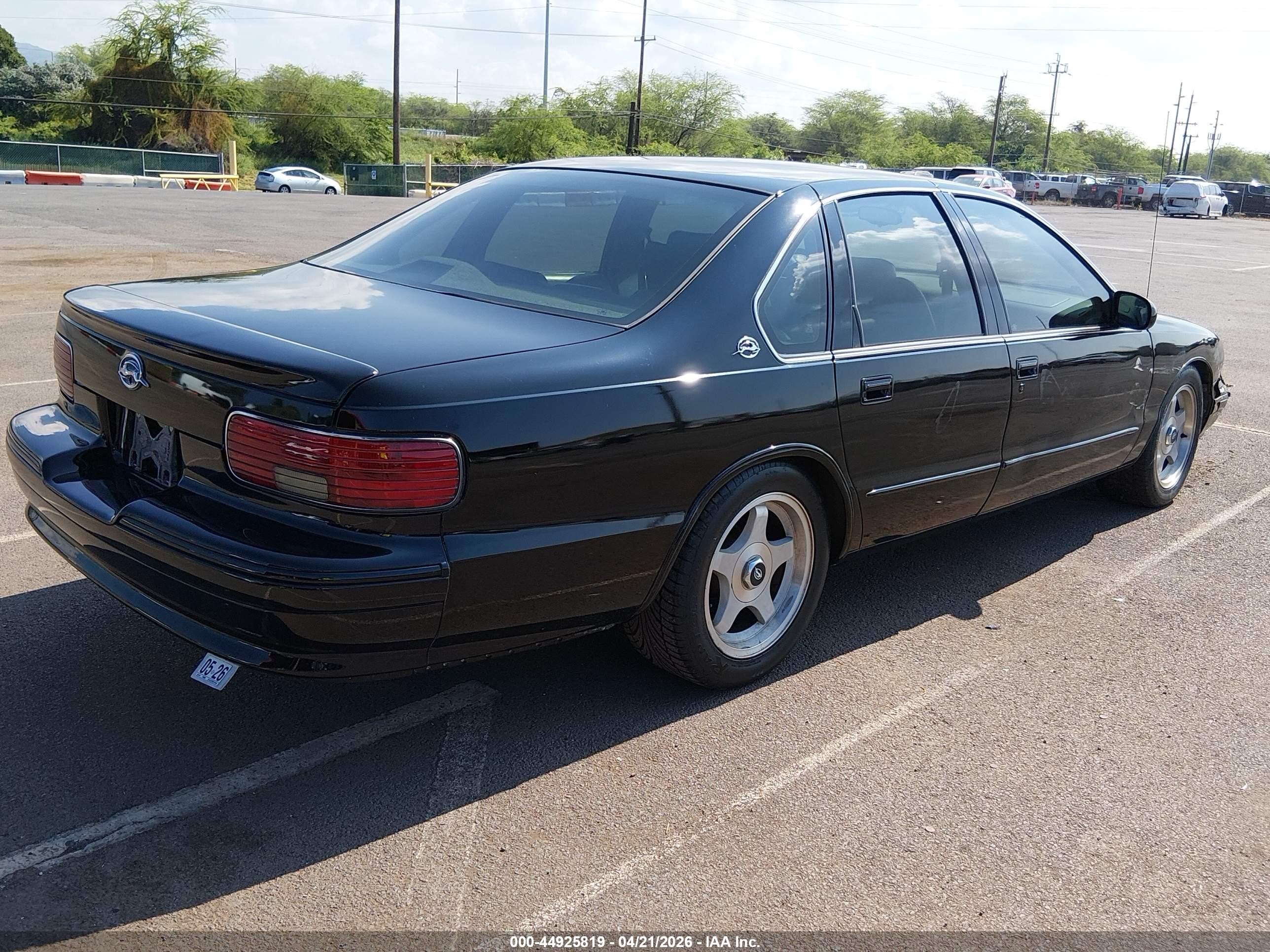 1995 Chevrolet Caprice / Impala Classic Ss Black vin: 1G1BL52P0SR147644