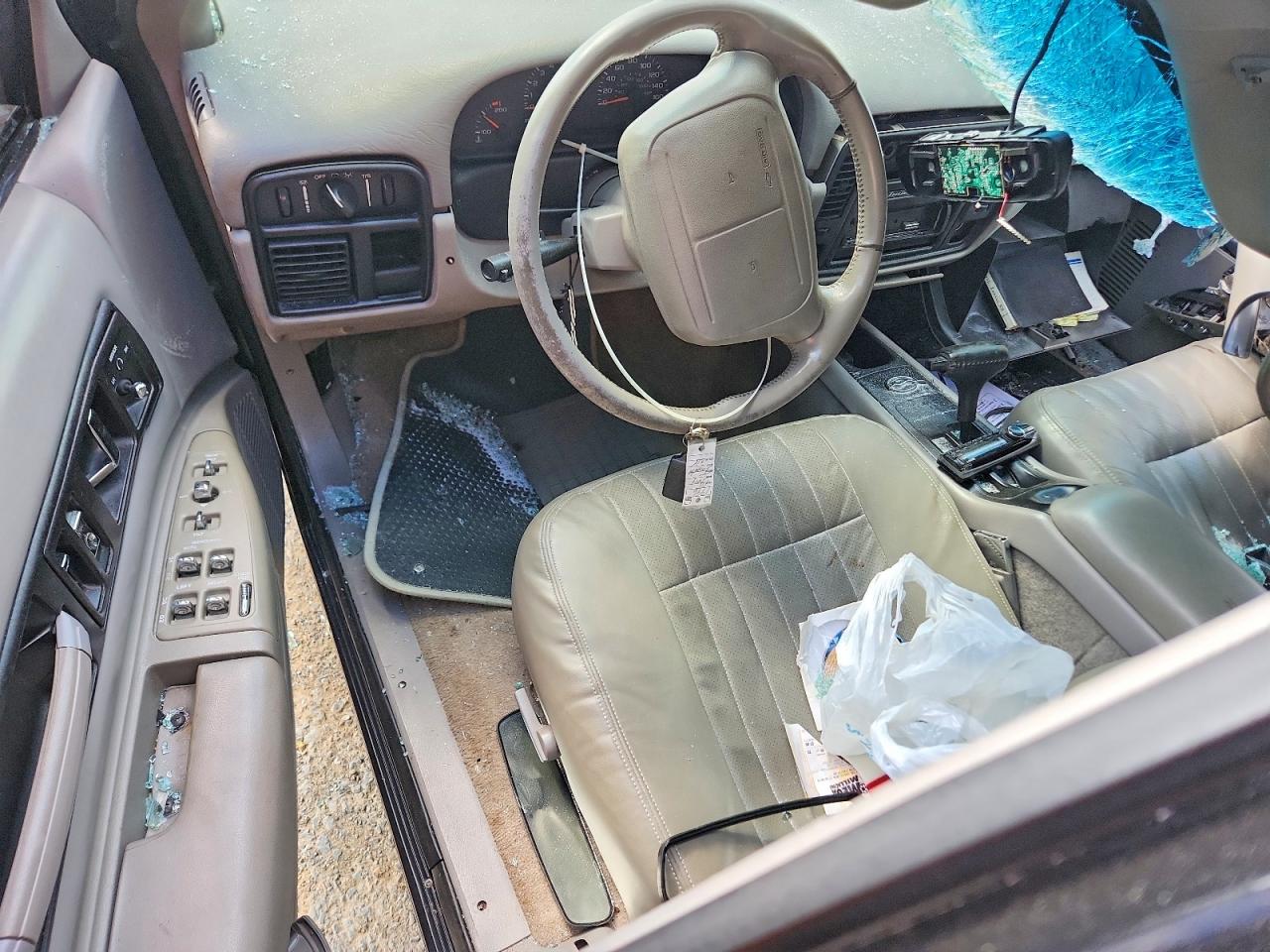 1996 Chevrolet Caprice / Impala Classic Ss Черный vin: 1G1BL52P0TR103175