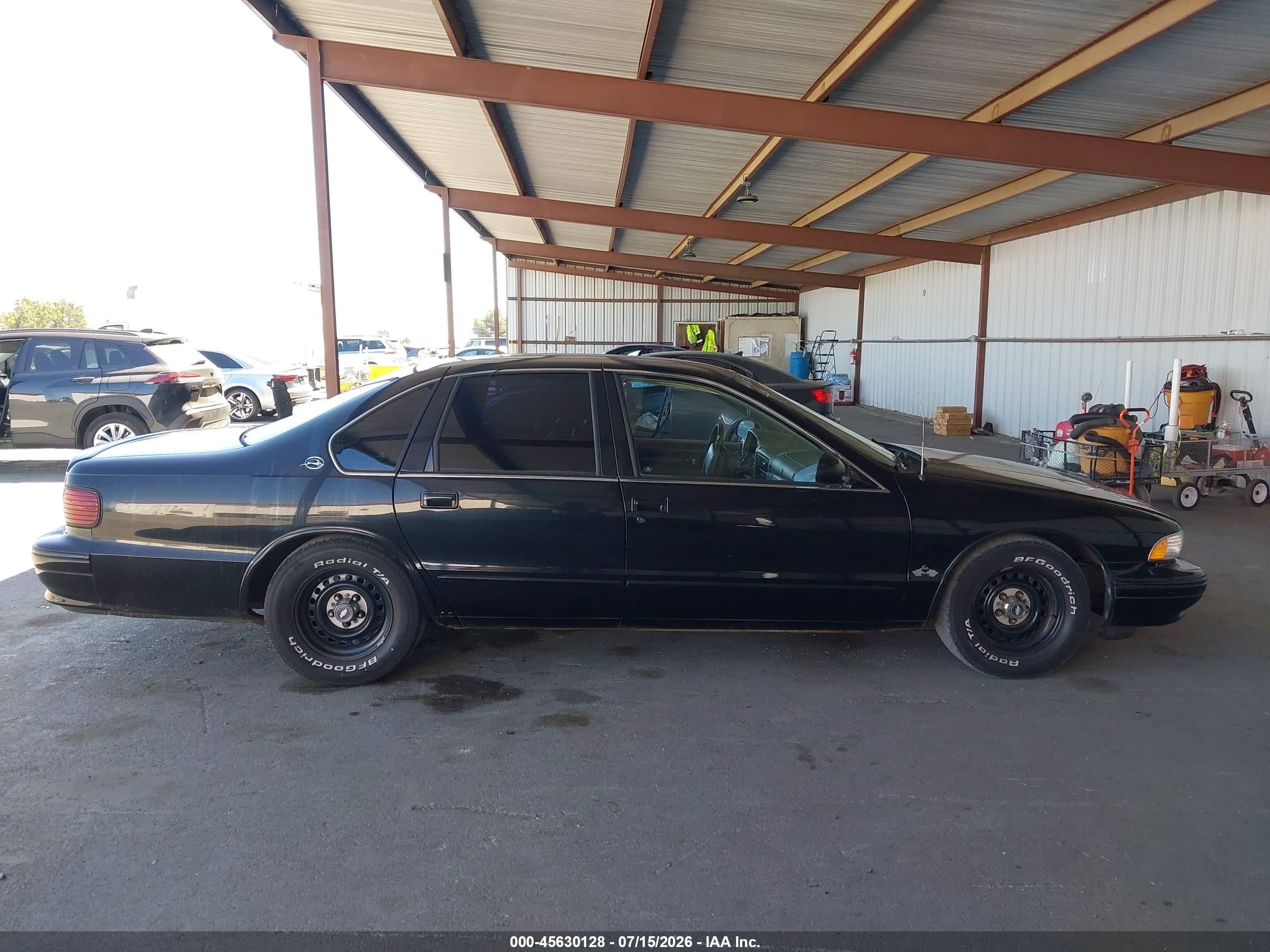 1996 Chevrolet Caprice / Impala Classic Ss Black vin: 1G1BL52P0TR154272