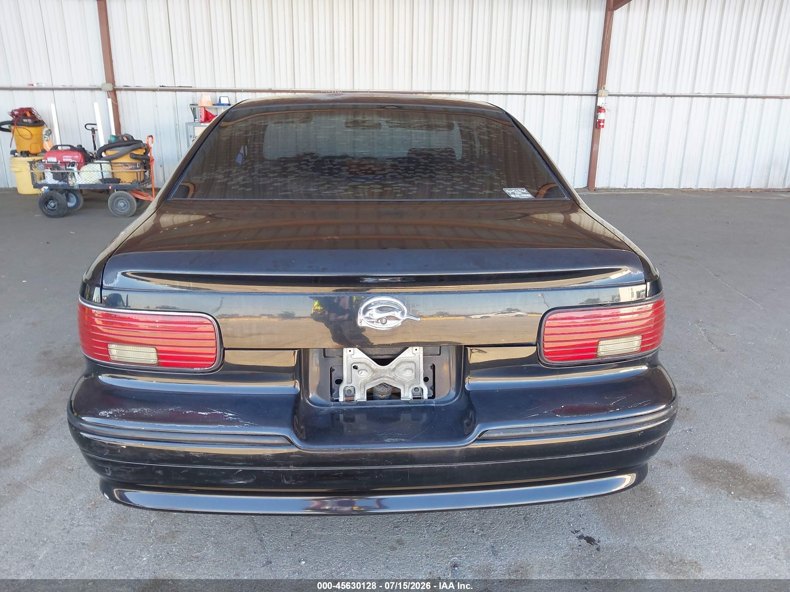 1996 Chevrolet Caprice / Impala Classic Ss Black vin: 1G1BL52P0TR154272