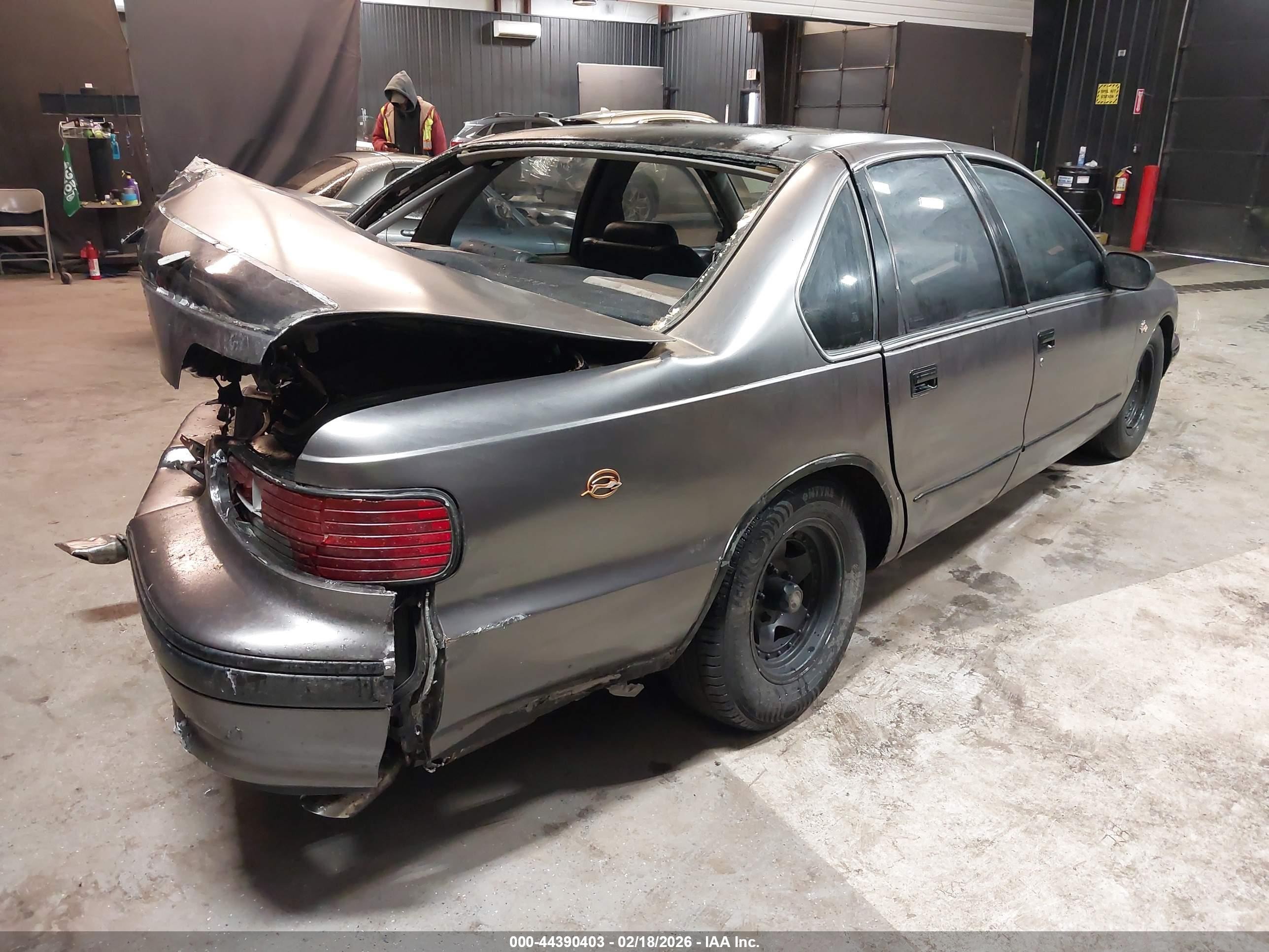 1996 Chevrolet Caprice / Impala Classic Ss Gray vin: 1G1BL52P0TR171847