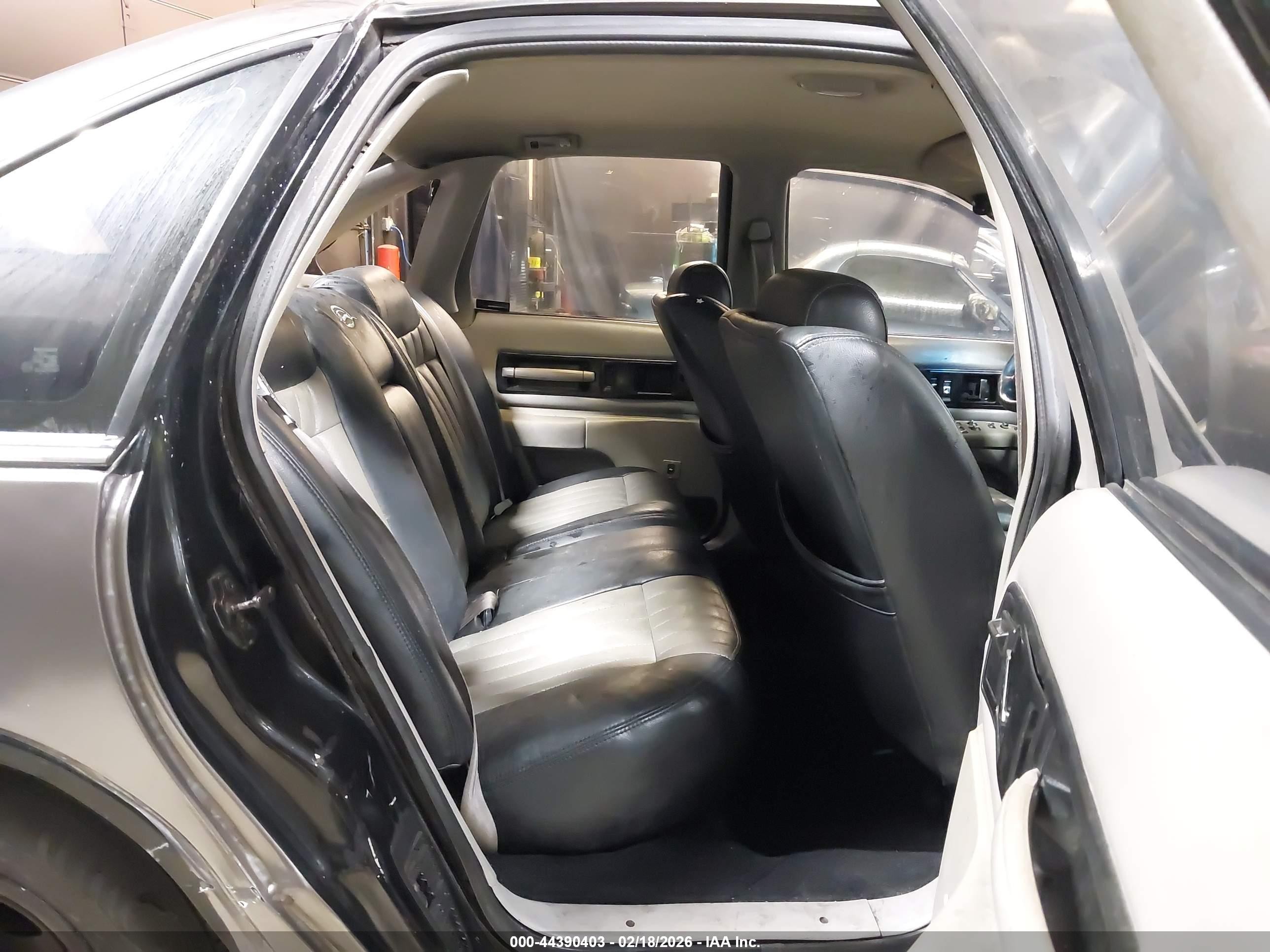 1996 Chevrolet Caprice / Impala Classic Ss Gray vin: 1G1BL52P0TR171847