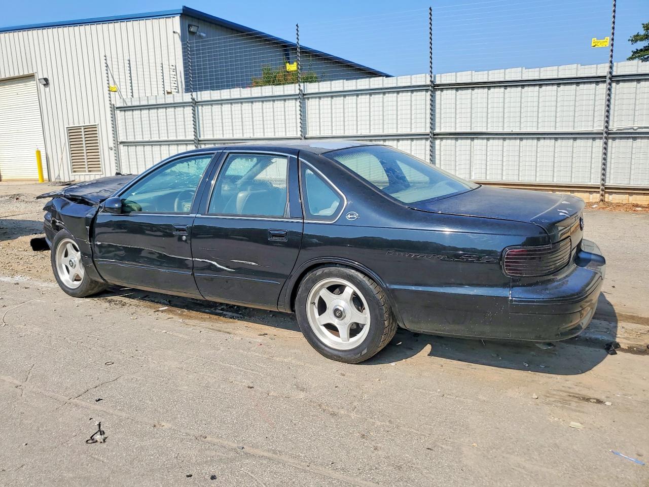 1995 Chevrolet Caprice / Impala Classic Ss Черный vin: 1G1BL52P1SR174304