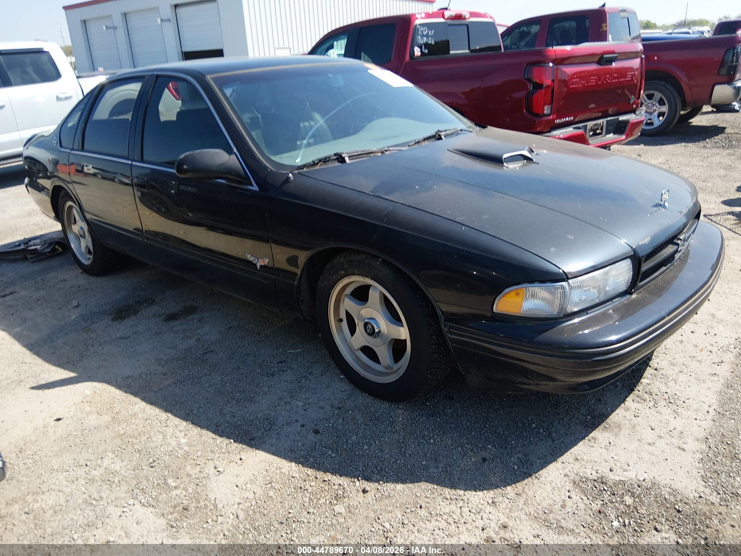 1996 Chevrolet Caprice / Impala Classic Ss Black vin: 1G1BL52P1TR119501