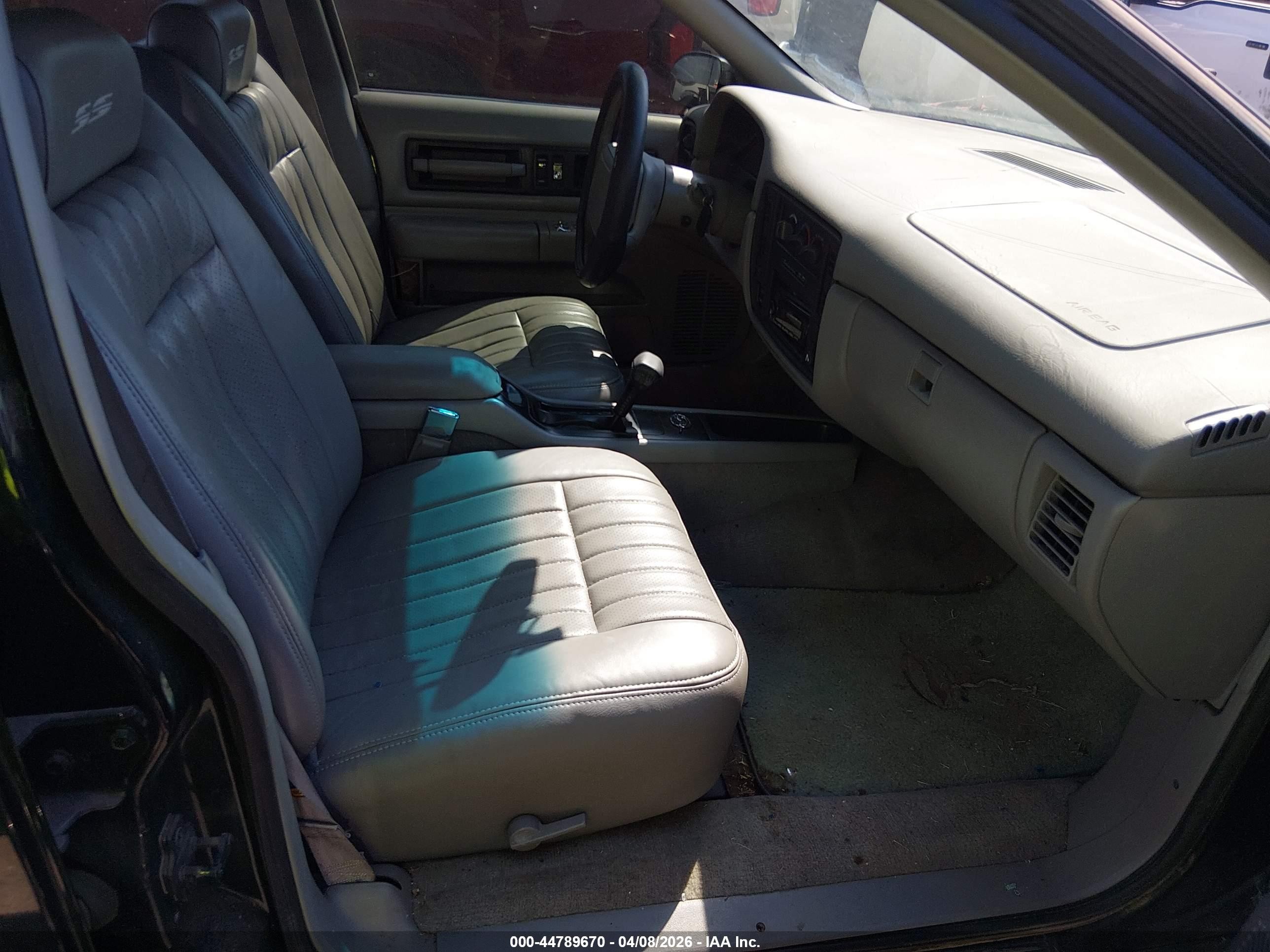 1996 Chevrolet Caprice / Impala Classic Ss Black vin: 1G1BL52P1TR119501