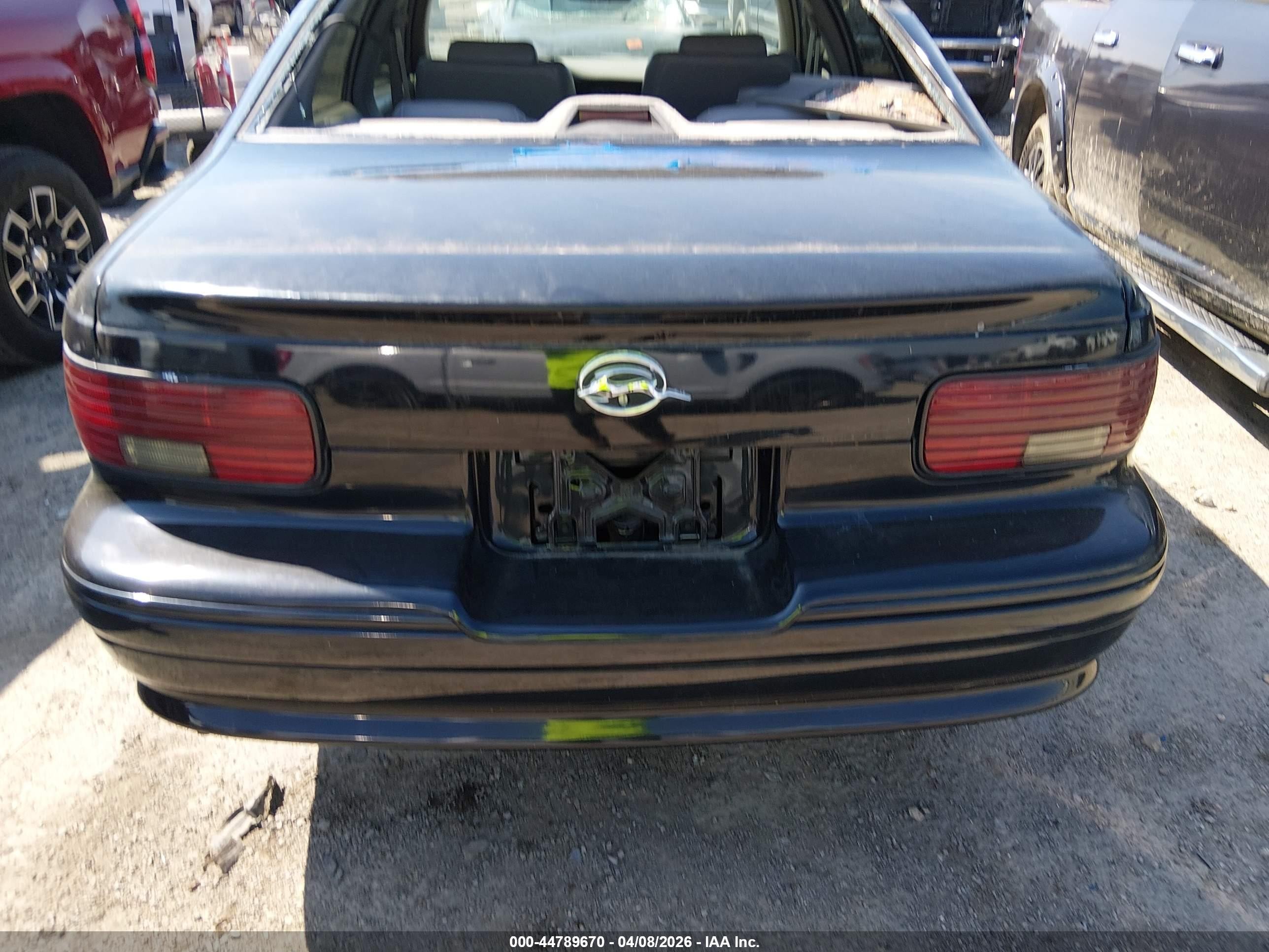 1996 Chevrolet Caprice / Impala Classic Ss Black vin: 1G1BL52P1TR119501