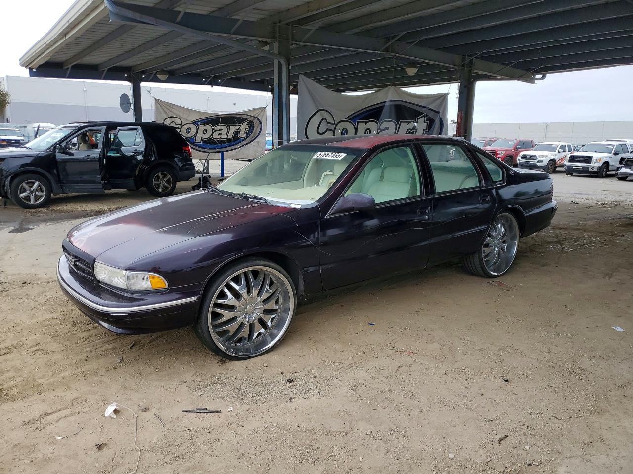 1995 Chevrolet Caprice / Impala Classic Ss Purple vin: 1G1BL52P2SR168317