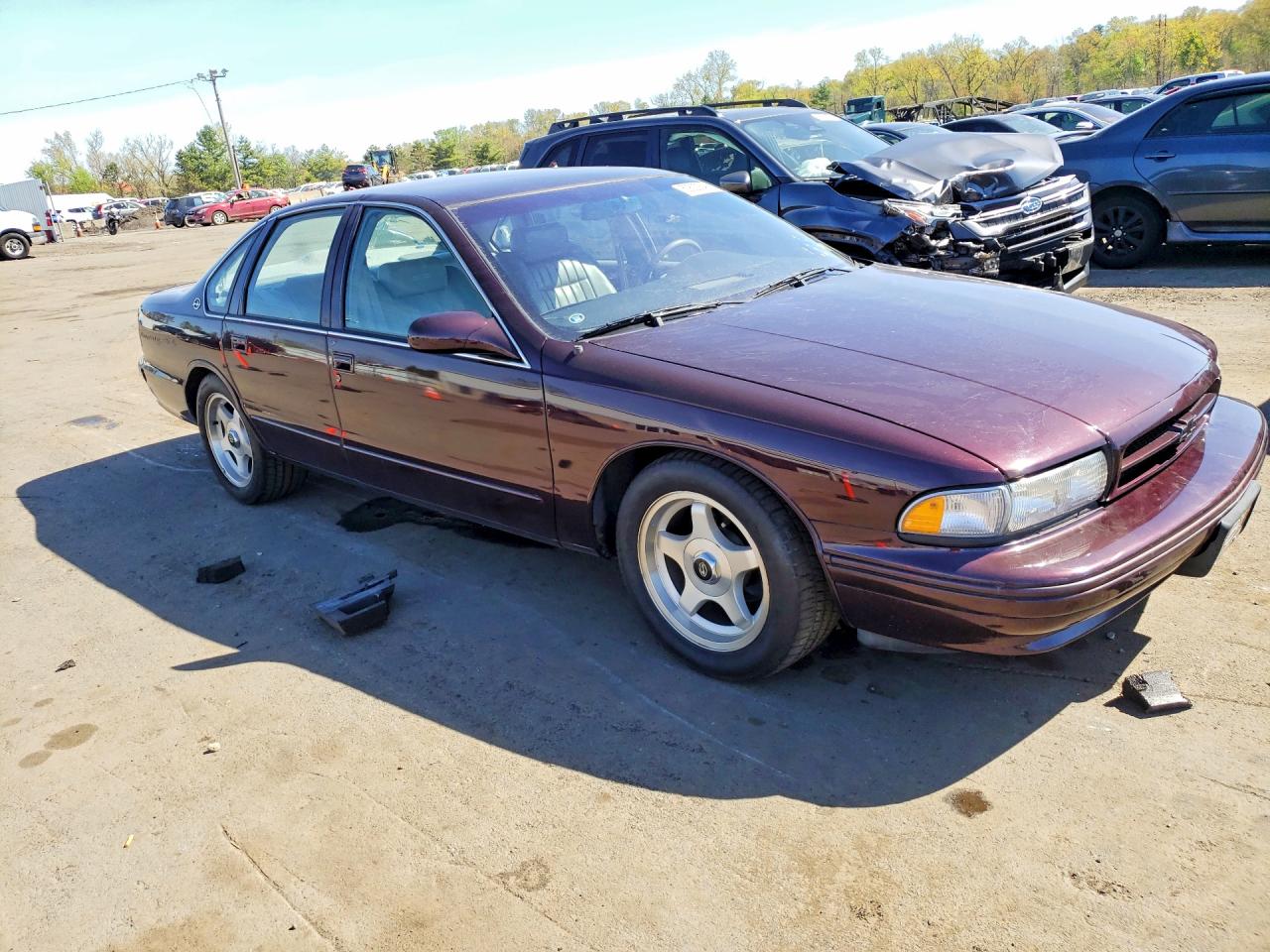 1996 Chevrolet Caprice / Impala Classic Ss Фиолетовый vin: 1G1BL52P2TR141989