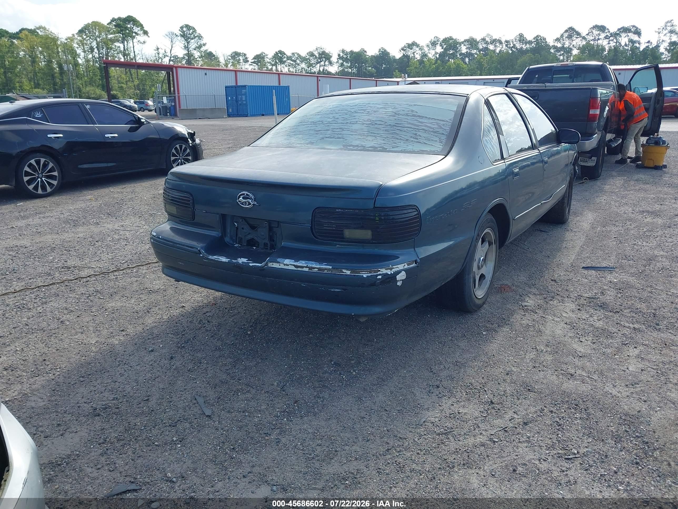 1996 Chevrolet Caprice / Impala Classic Ss Teal vin: 1G1BL52P3TR104286