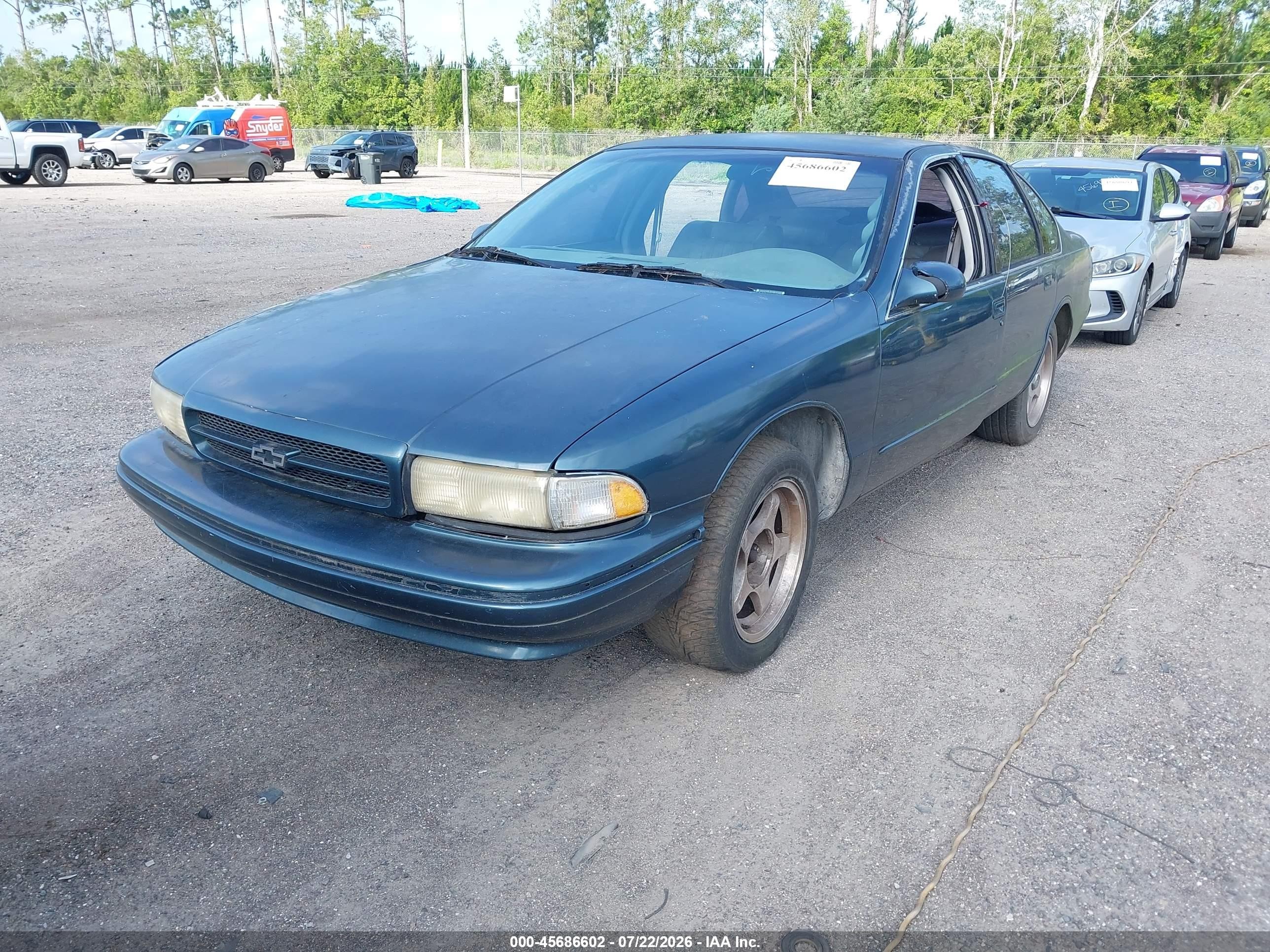 1996 Chevrolet Caprice / Impala Classic Ss Teal vin: 1G1BL52P3TR104286