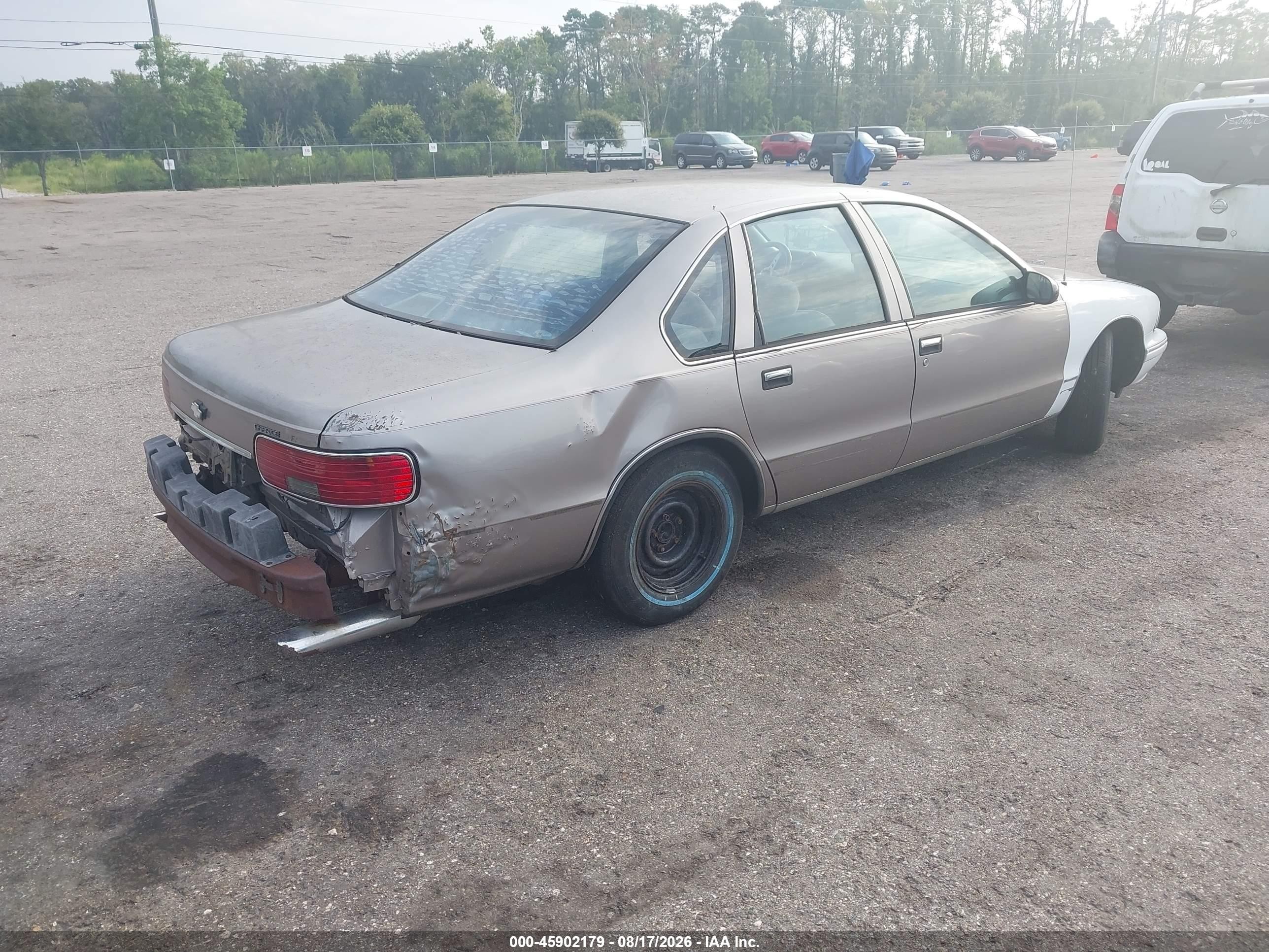 1996 Chevrolet Caprice / Impala Classic Ss Gray vin: 1G1BL52P3TR155187