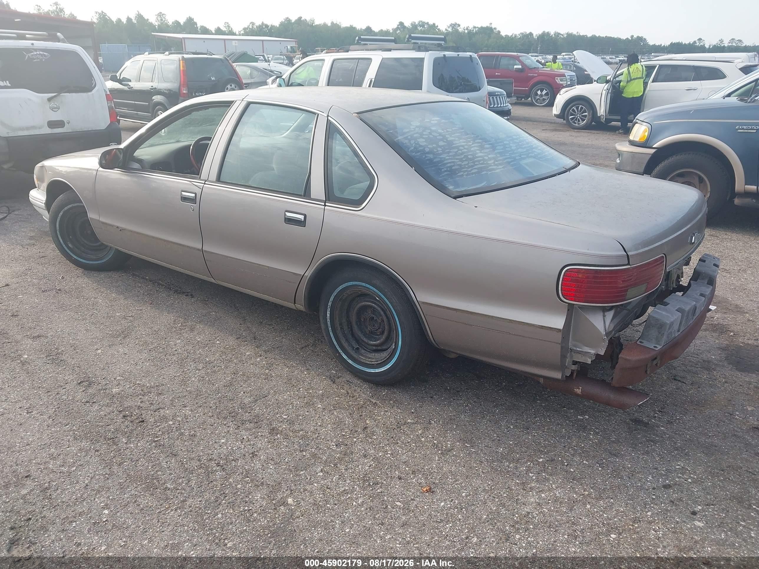 1996 Chevrolet Caprice / Impala Classic Ss Gray vin: 1G1BL52P3TR155187