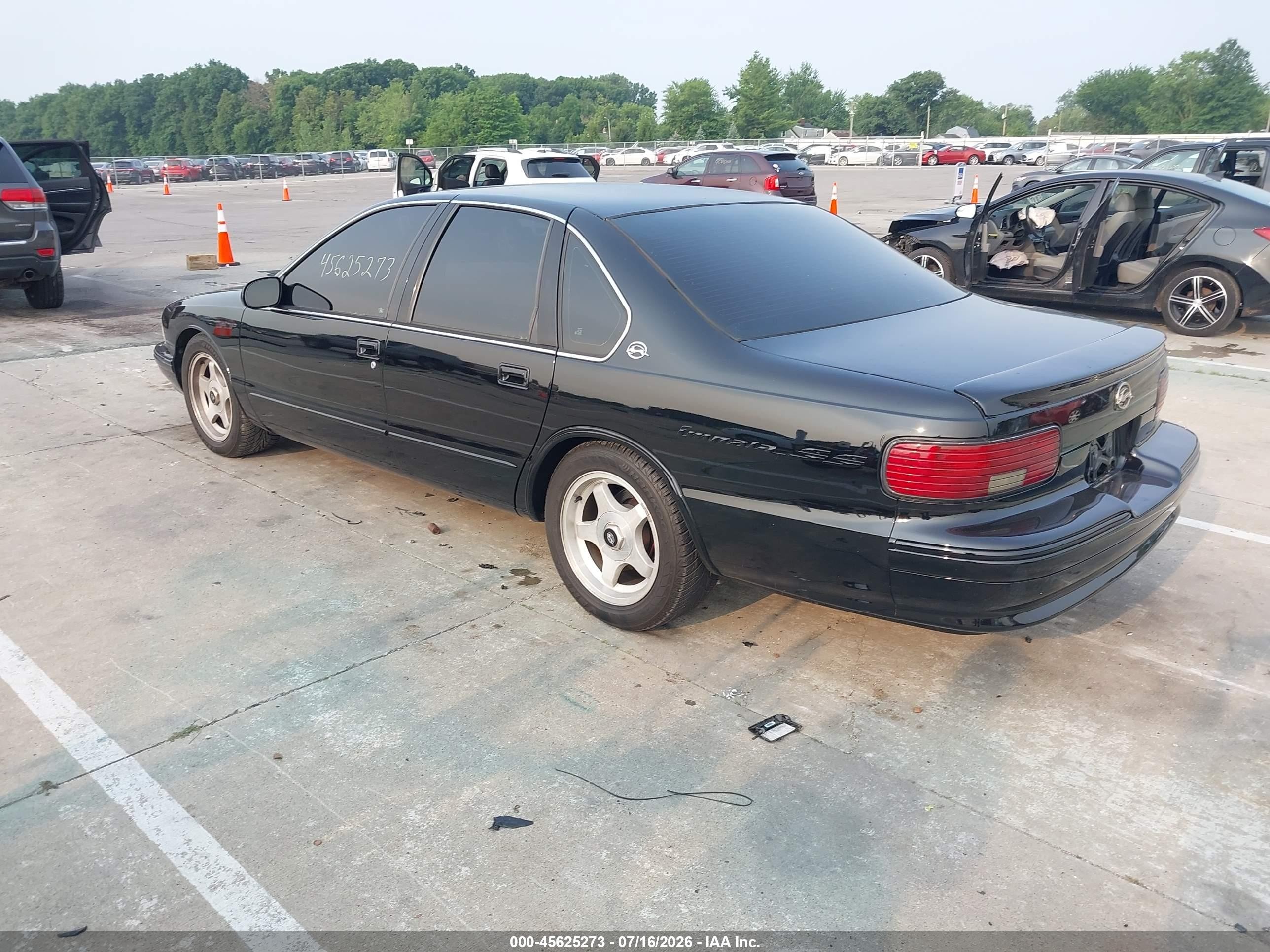 1996 Chevrolet Caprice / Impala Classic Ss Black vin: 1G1BL52P4TR104572