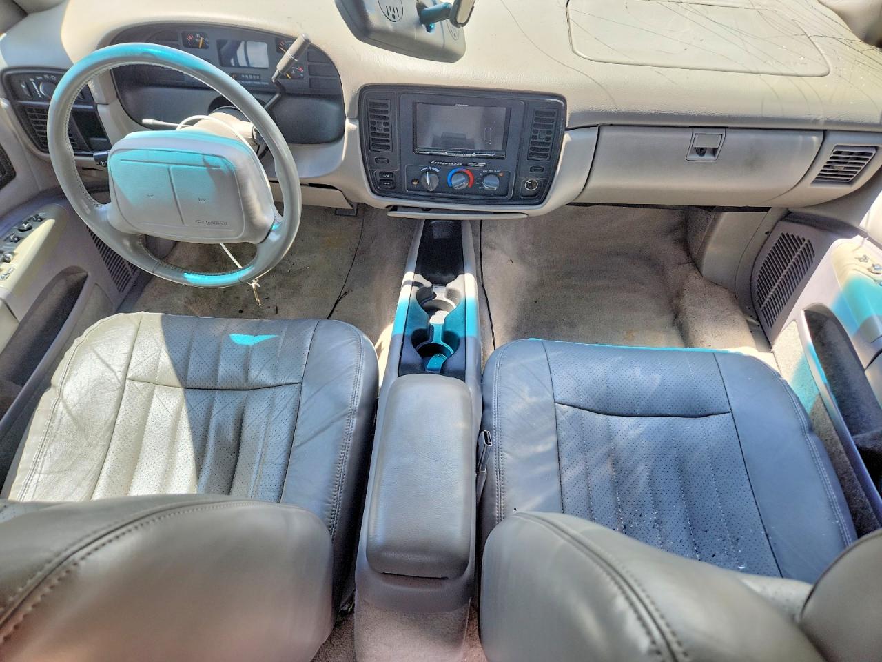 1995 Chevrolet Caprice / Impala Classic Ss Teal vin: 1G1BL52P5SR135117