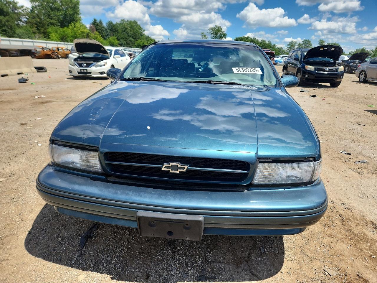 1995 Chevrolet Caprice / Impala Classic Ss Teal vin: 1G1BL52P5SR135117