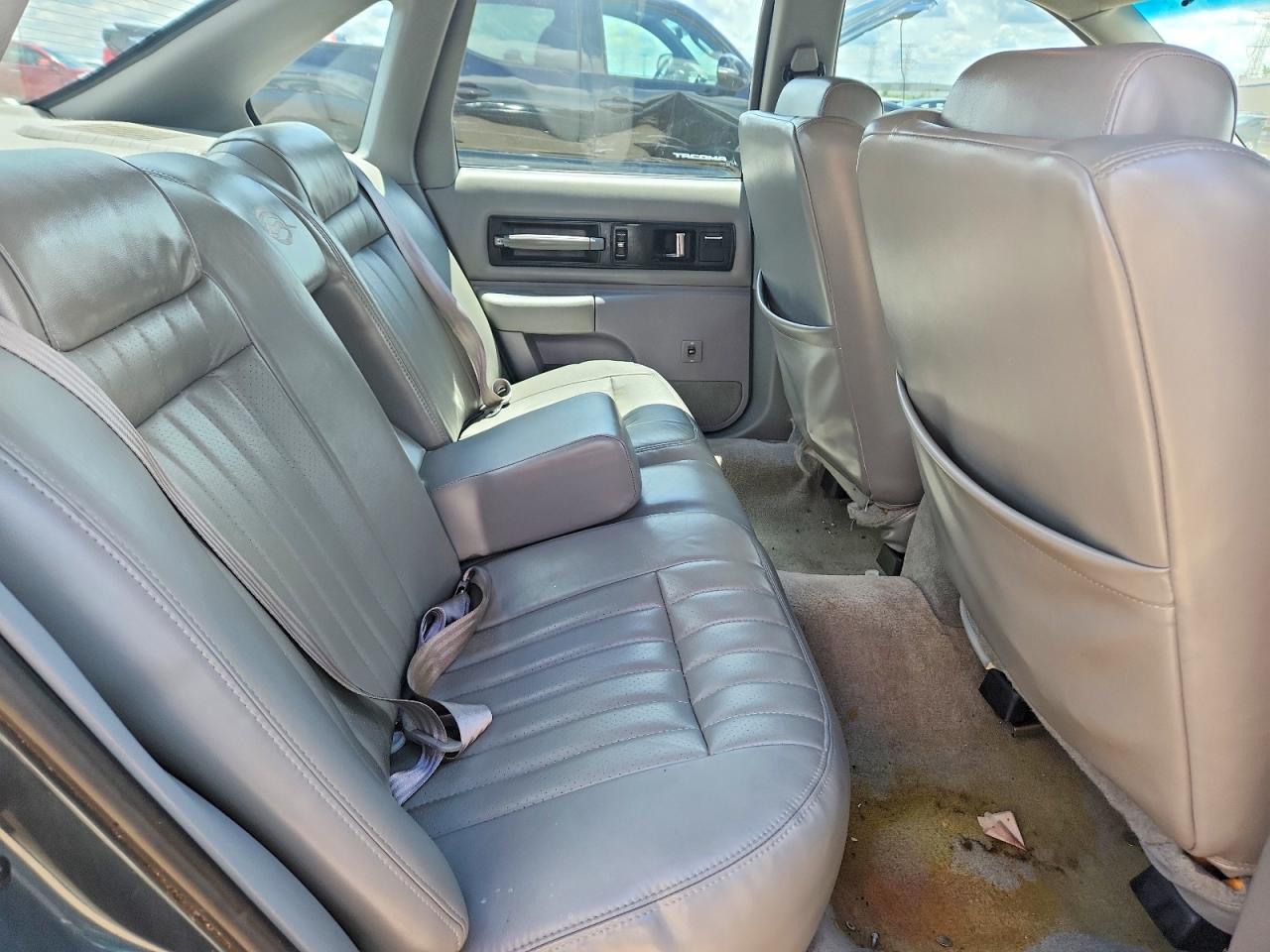1995 Chevrolet Caprice / Impala Classic Ss Teal vin: 1G1BL52P5SR135117