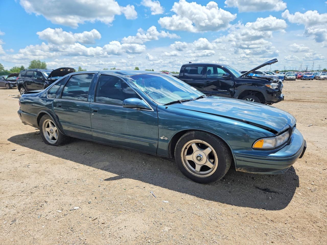 1995 Chevrolet Caprice / Impala Classic Ss Teal vin: 1G1BL52P5SR135117