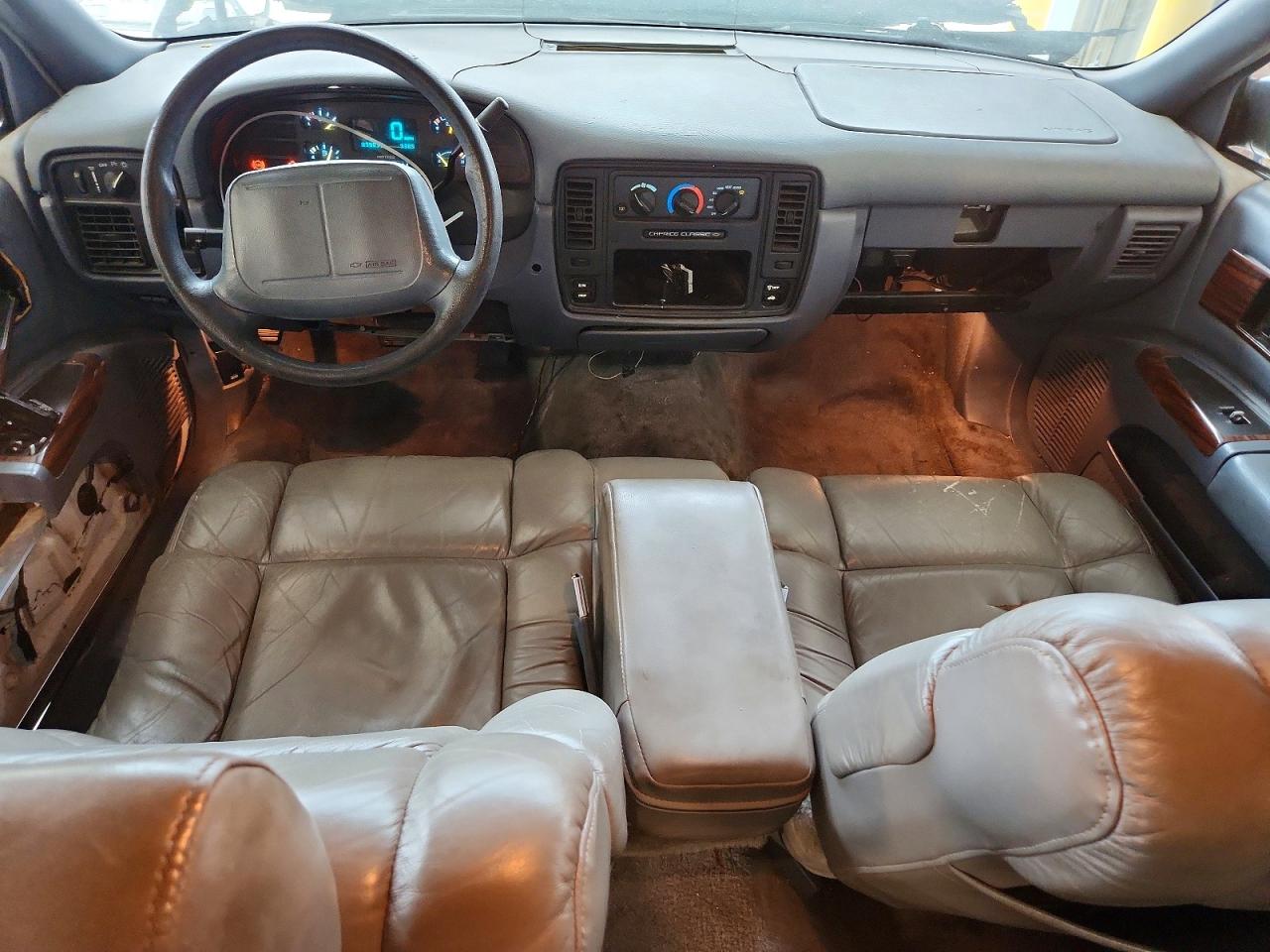 1995 Chevrolet Caprice / Impala Classic Ss White vin: 1G1BL52P6SR168594
