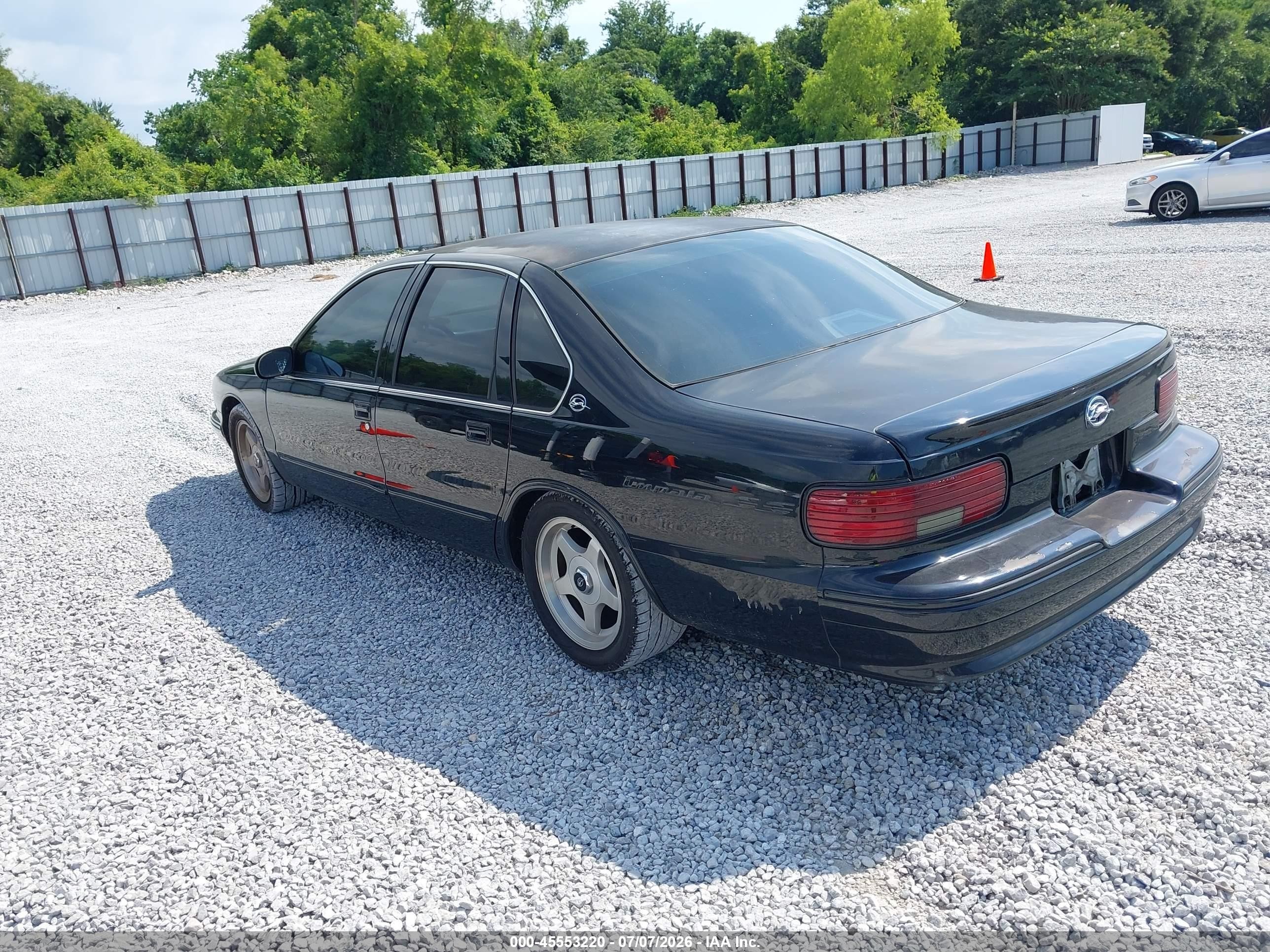 1996 Chevrolet Caprice / Impala Classic Ss Black vin: 1G1BL52P7TR107014