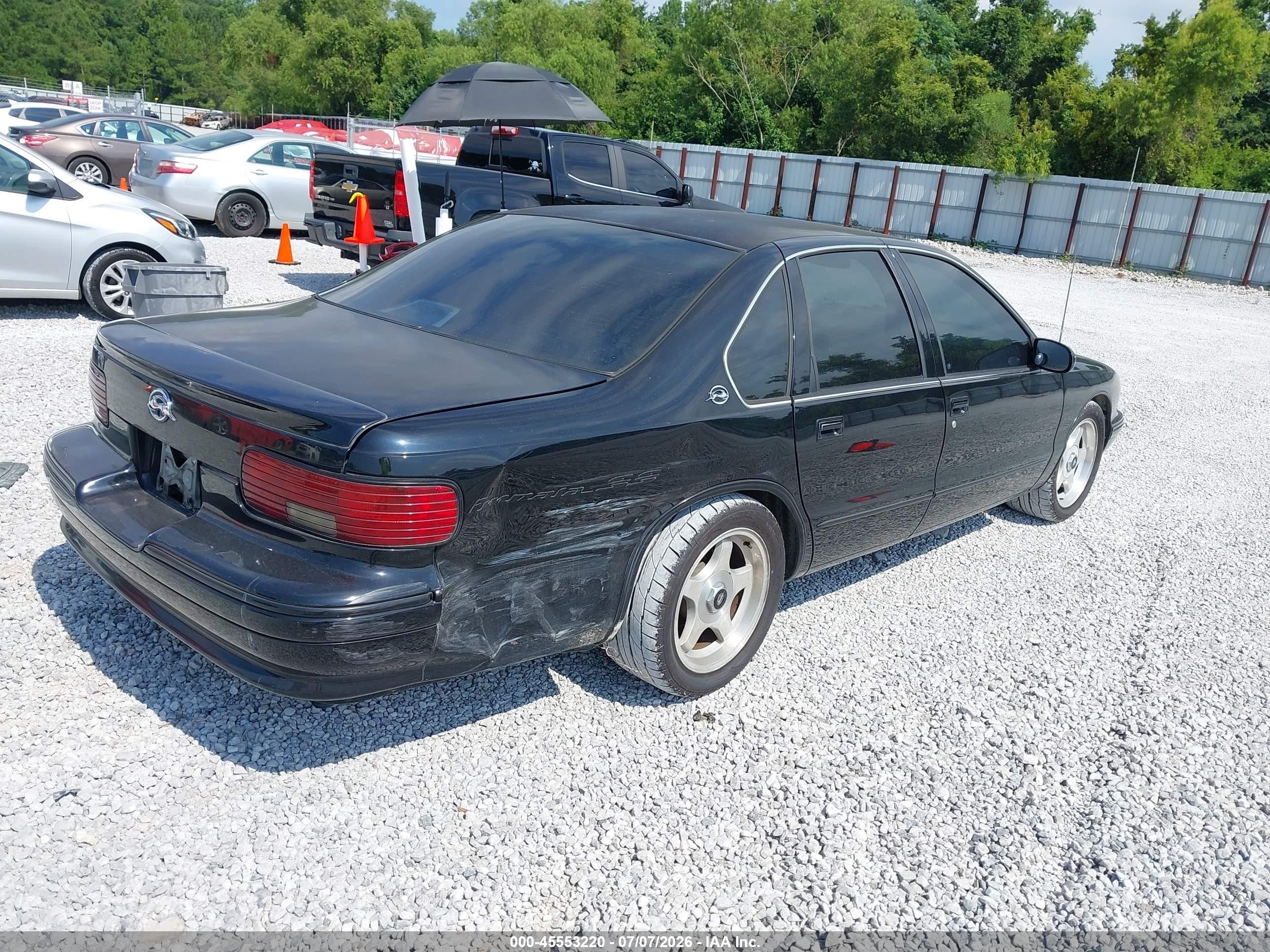 1996 Chevrolet Caprice / Impala Classic Ss Black vin: 1G1BL52P7TR107014