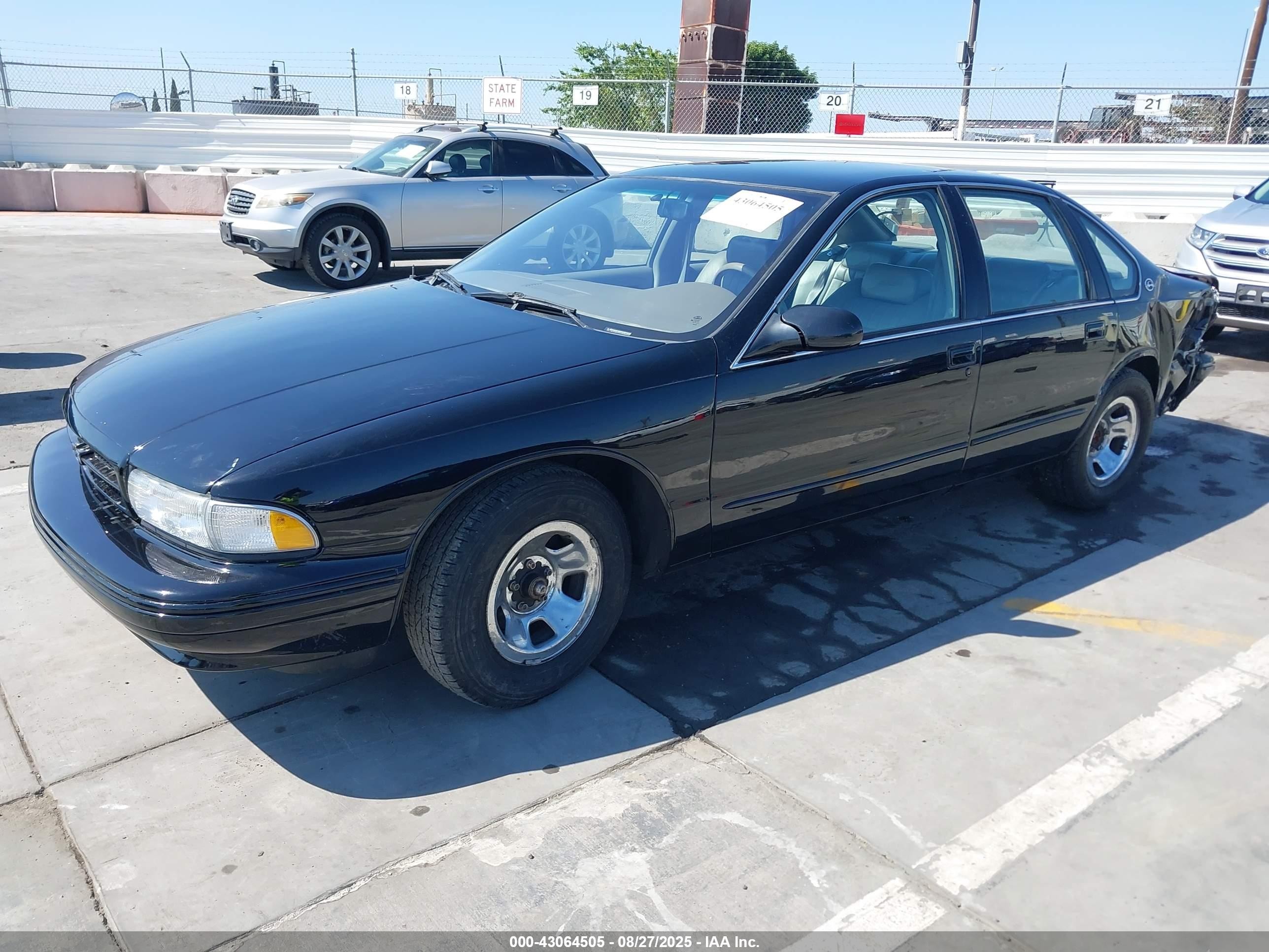 1996 Chevrolet Caprice / Impala Classic Ss Черный vin: 1G1BL52P7TR183171