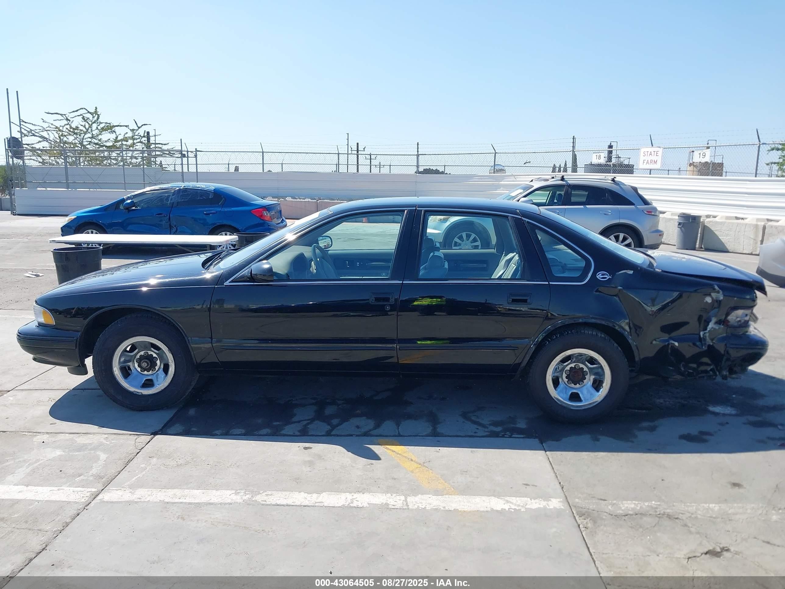 1996 Chevrolet Caprice / Impala Classic Ss Черный vin: 1G1BL52P7TR183171