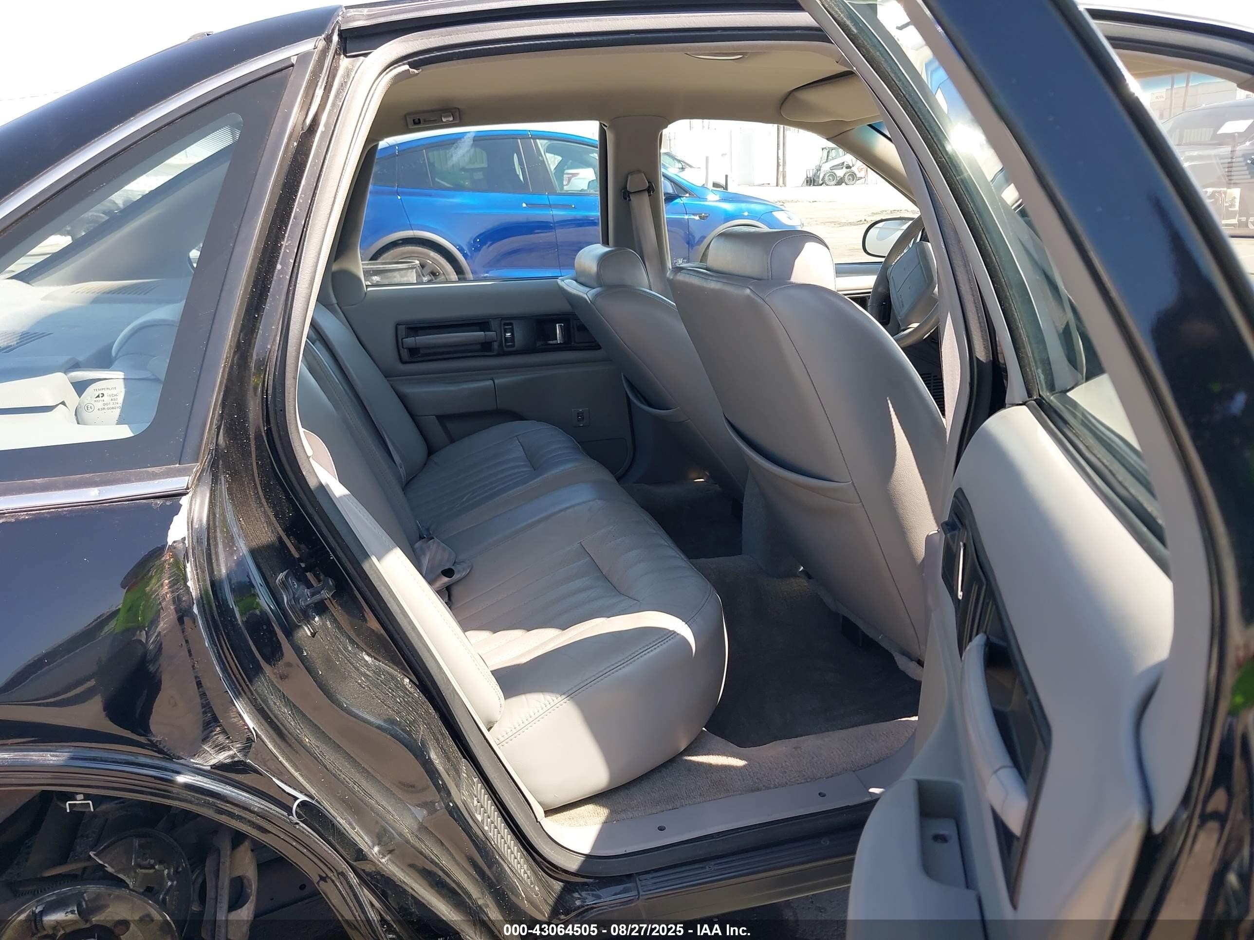 1996 Chevrolet Caprice / Impala Classic Ss Черный vin: 1G1BL52P7TR183171