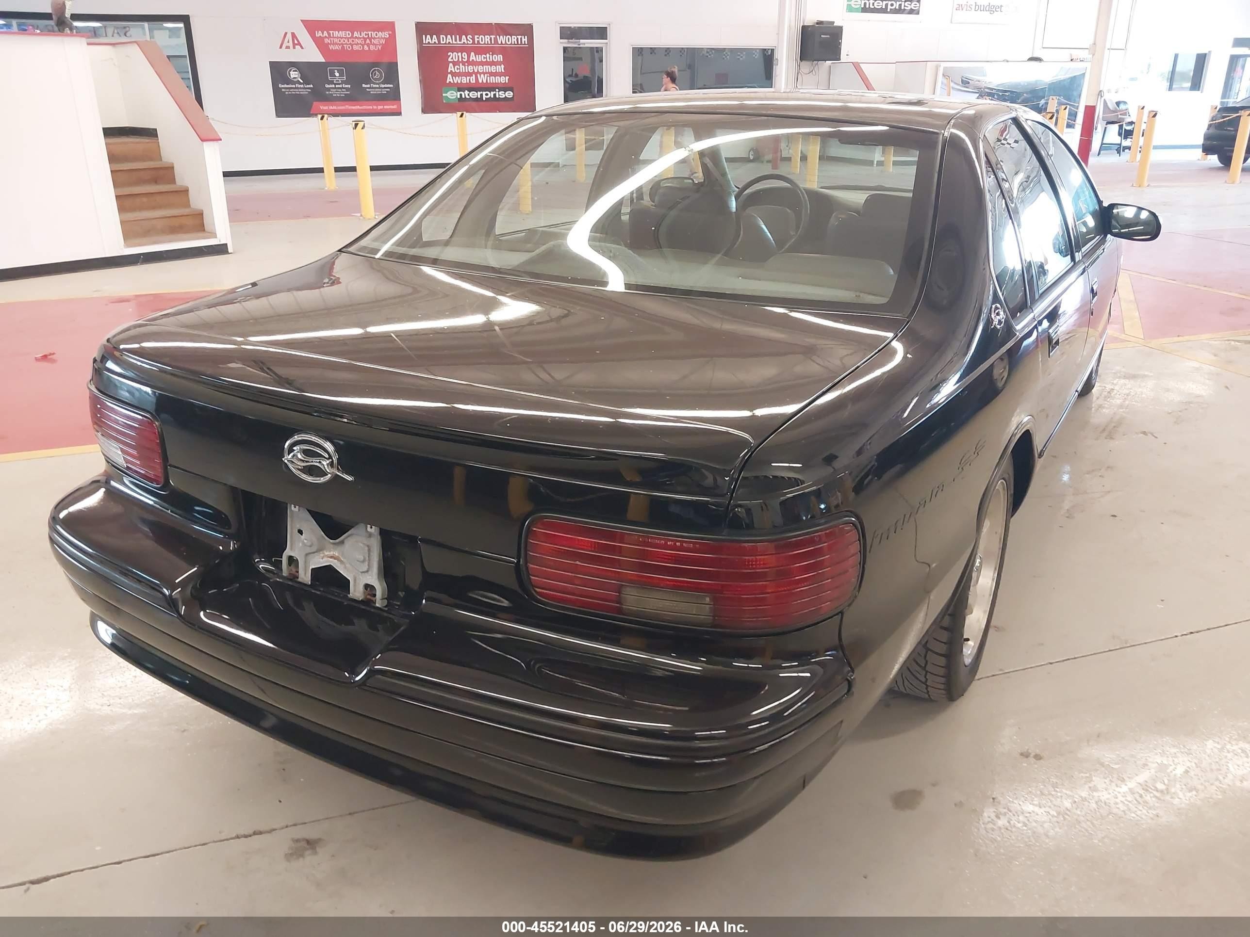 1996 Chevrolet Caprice / Impala Classic Ss Black vin: 1G1BL52P8TR191652