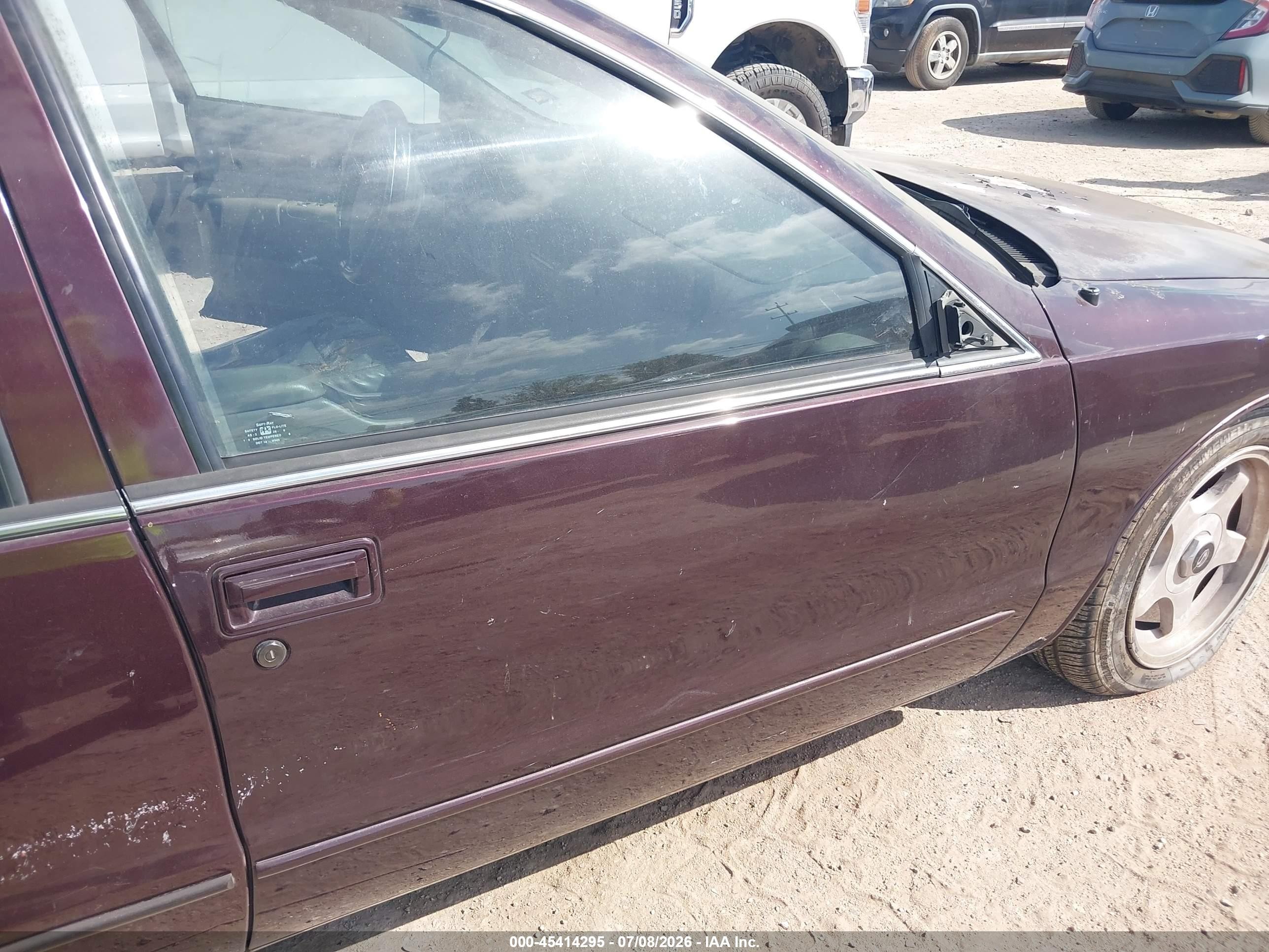 1996 Chevrolet Caprice / Impala Classic Ss Purple vin: 1G1BL52P8TR193577