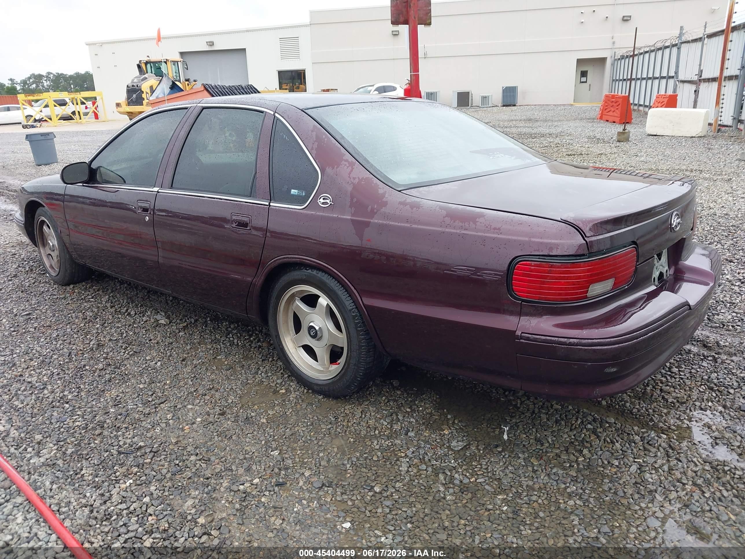 1995 Chevrolet Caprice / Impala Classic Ss Burgundy vin: 1G1BL52P9SR133807