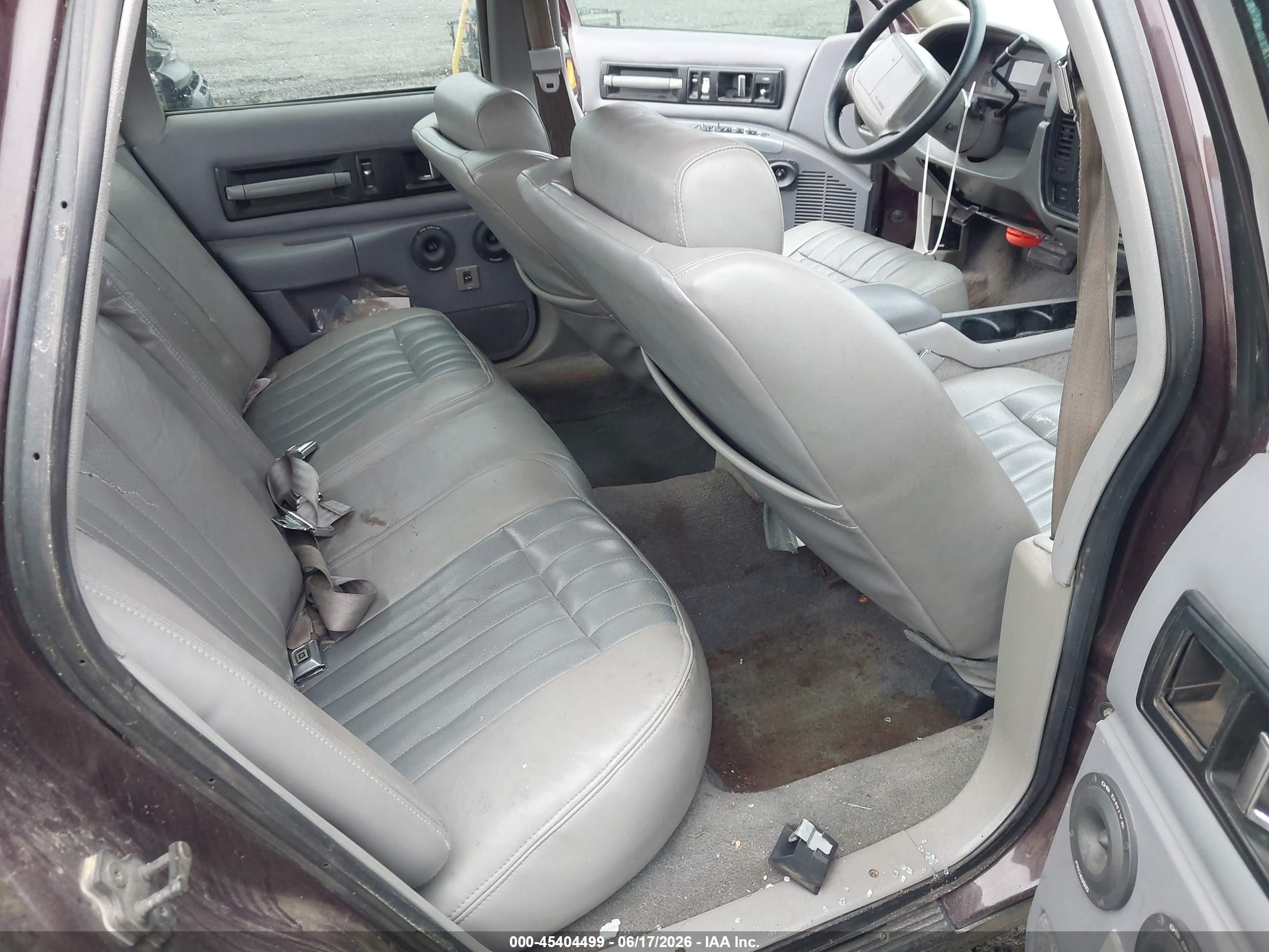 1995 Chevrolet Caprice / Impala Classic Ss Burgundy vin: 1G1BL52P9SR133807