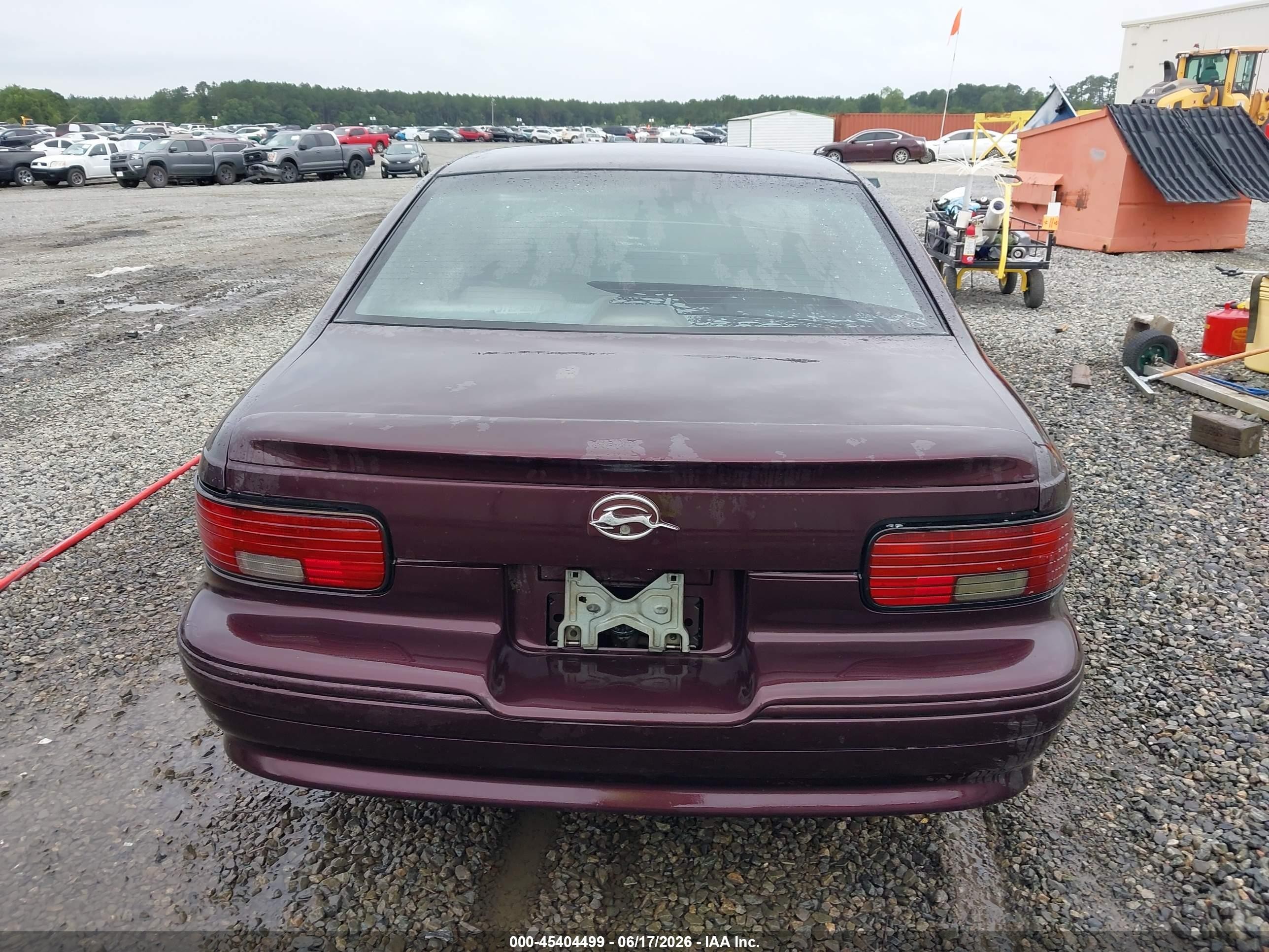 1995 Chevrolet Caprice / Impala Classic Ss Burgundy vin: 1G1BL52P9SR133807