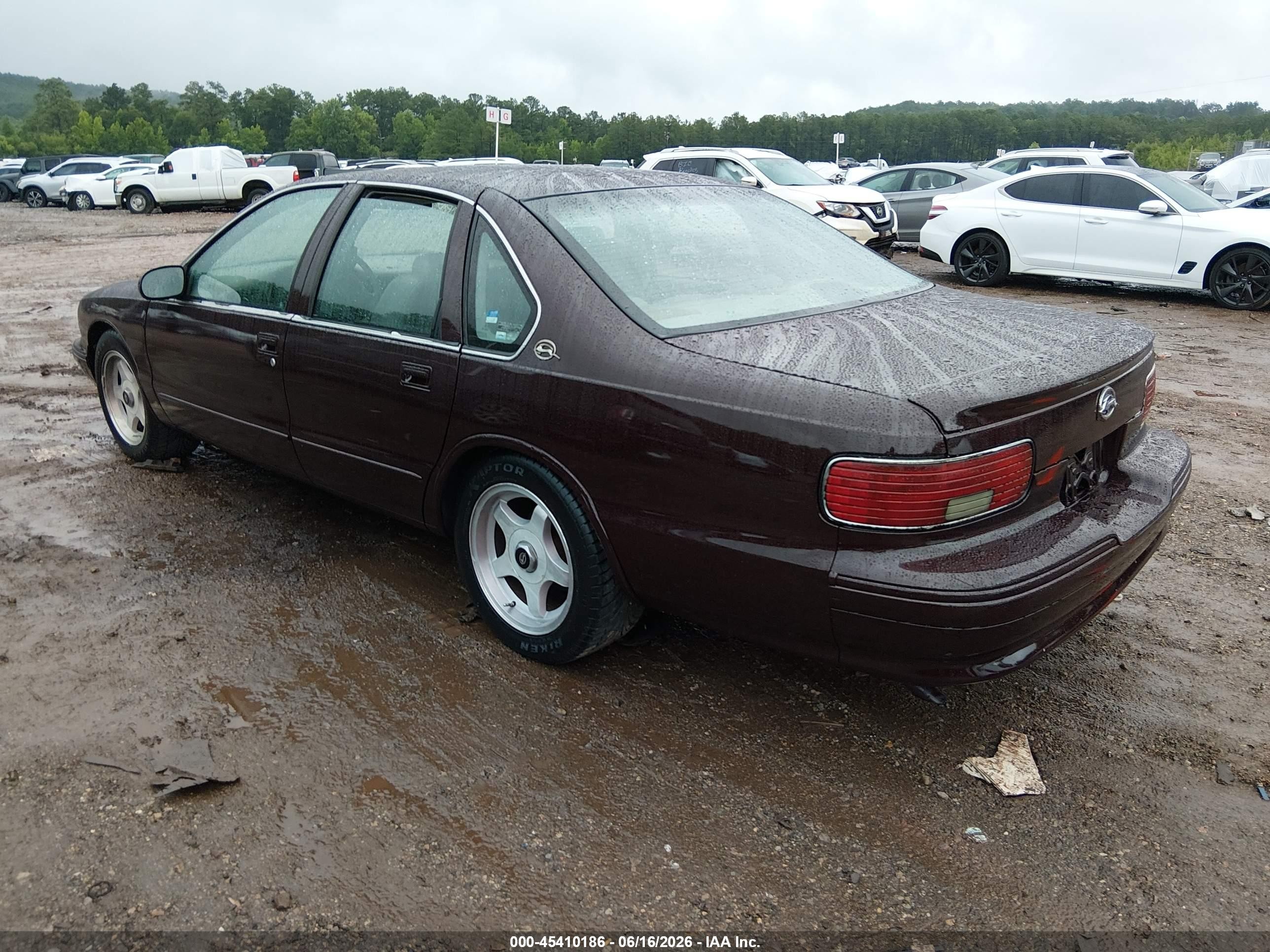 1995 Chevrolet Caprice / Impala Classic Ss Burgundy vin: 1G1BL52P9SR175250