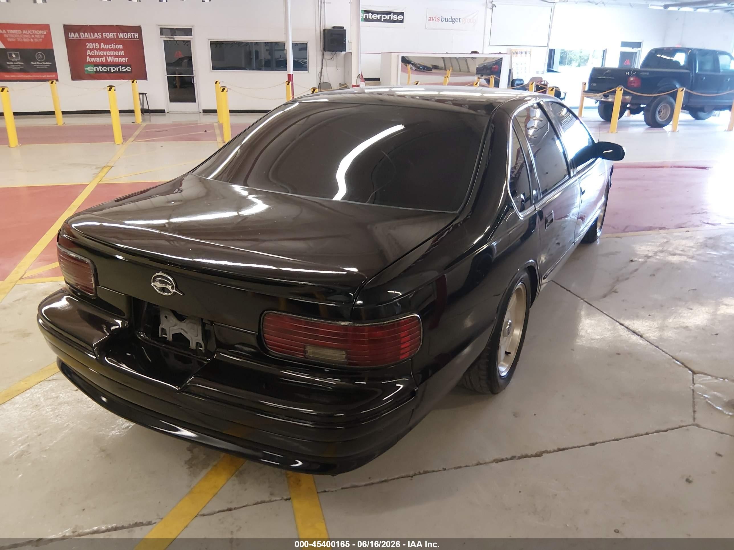 1996 Chevrolet Caprice / Impala Classic Ss Black vin: 1G1BL52PXTR144185